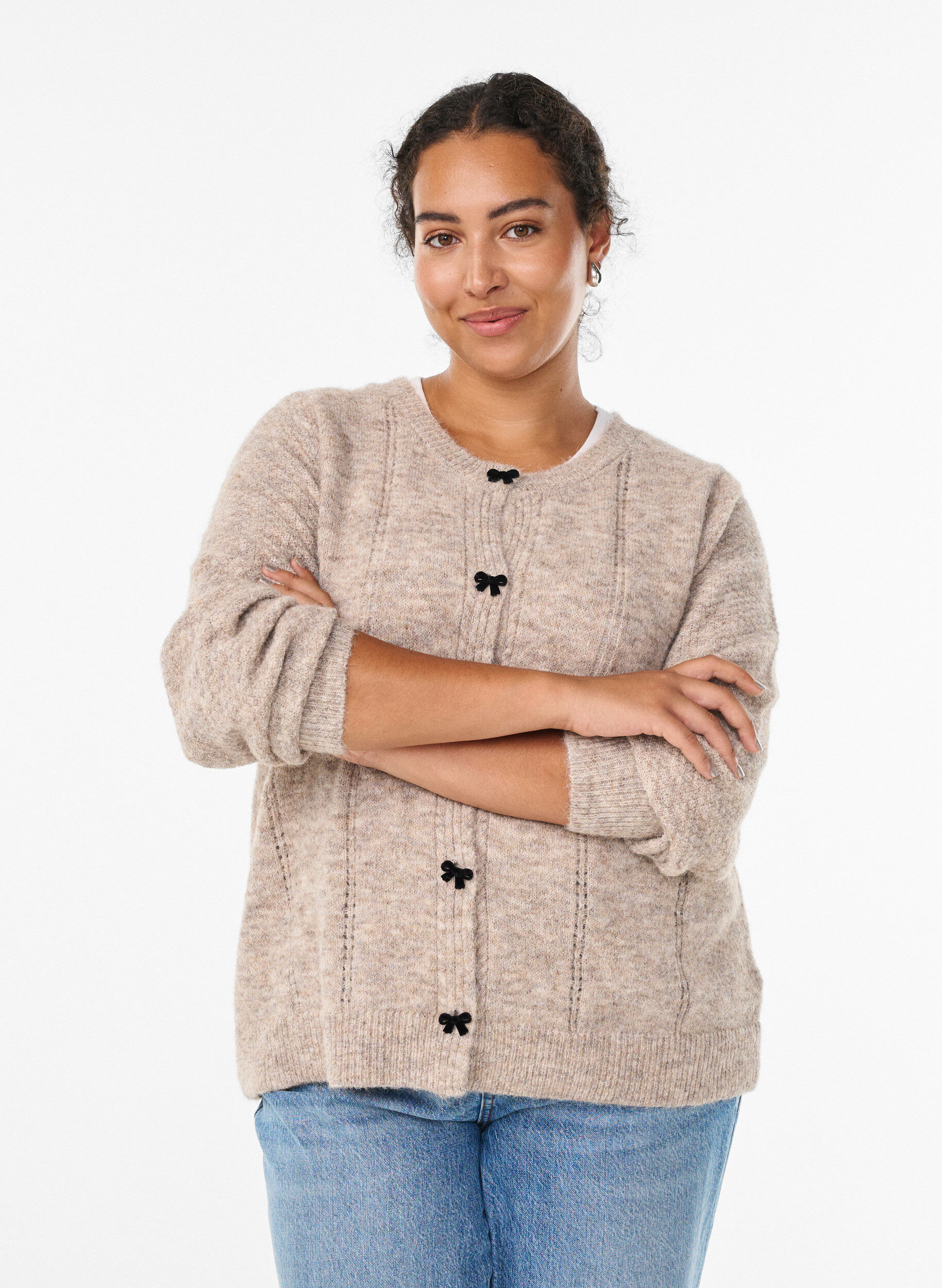 ZizzifashionCardigan with bow buttons and openwork pattern, Beige, Model image number 0