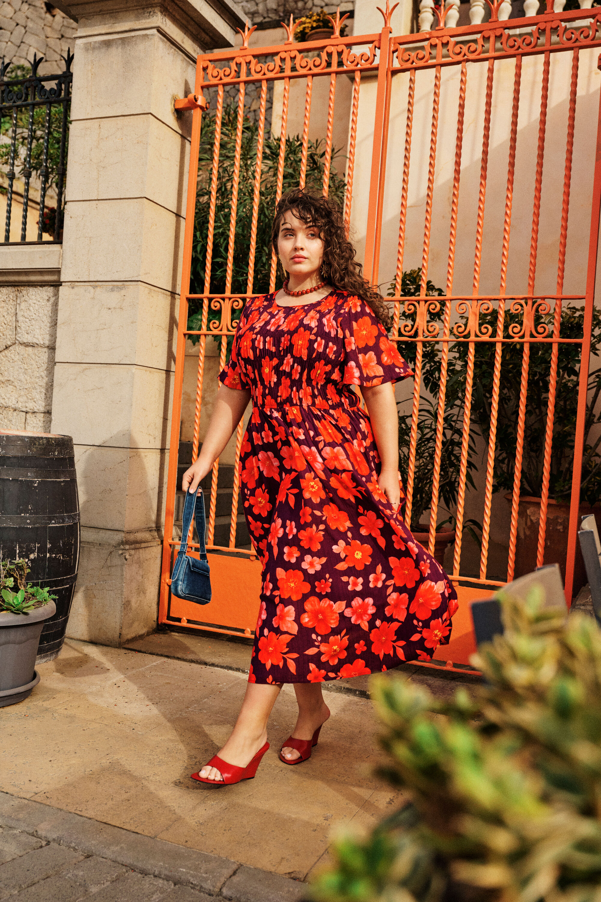 Zizzifashion Floral elegance in red, , Model