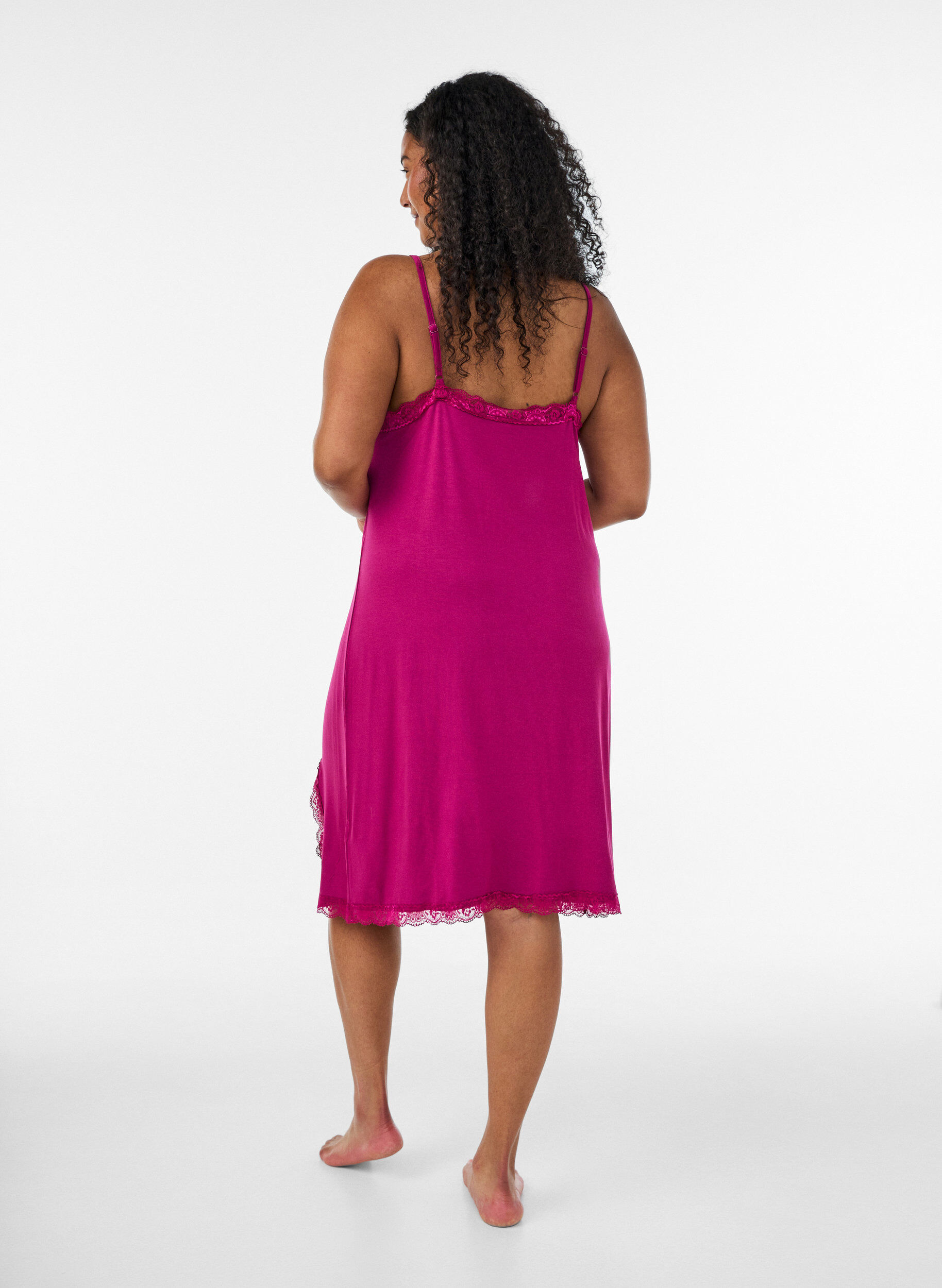 ZizzifashionViscose nightgown with lace and slits, Red, Model image number 1