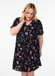 Short dress with floral print, Black, Model image number 0