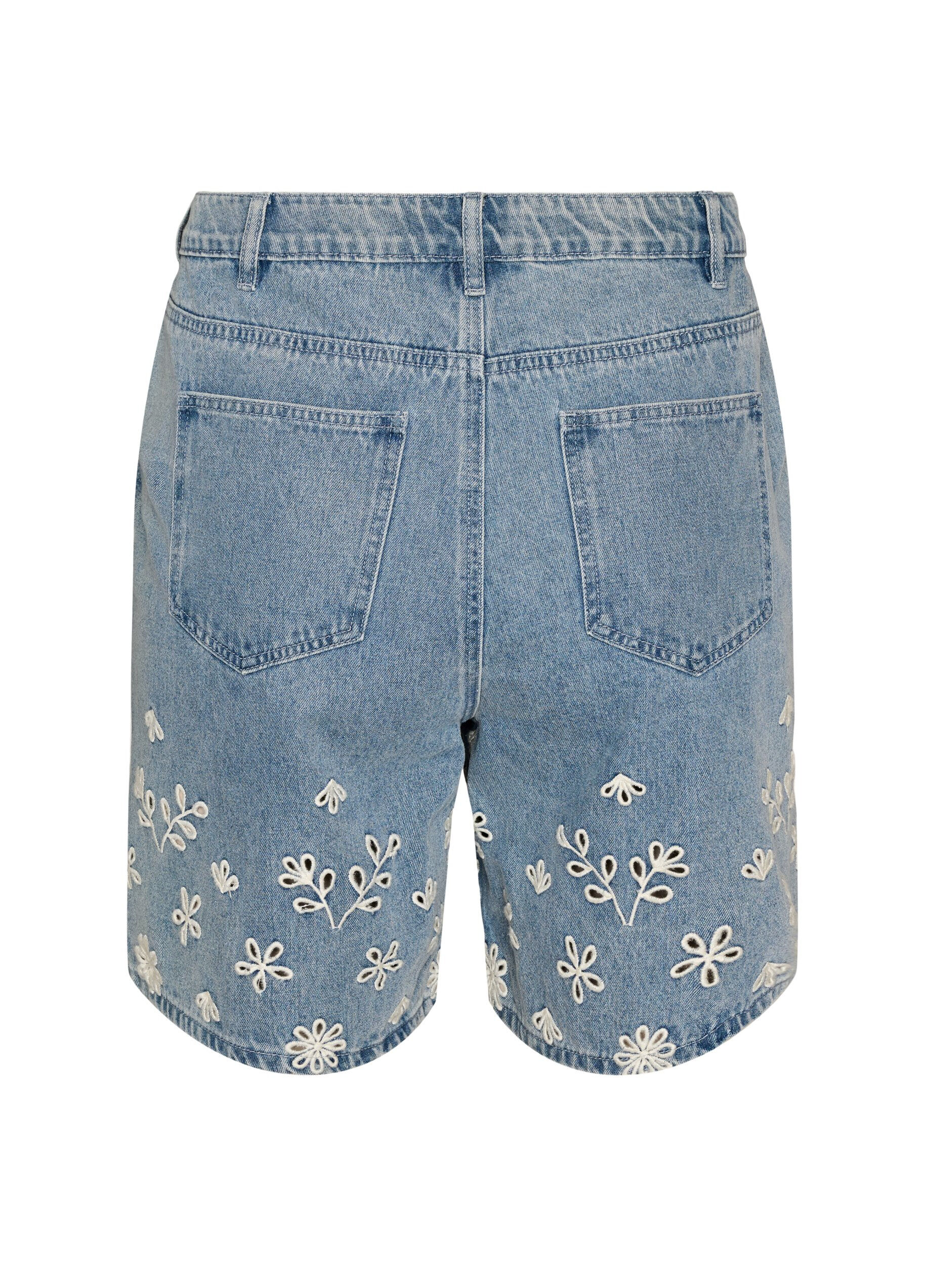 Zizzifashion Denim shorts with broderie anglaise and high waist, Light Blue, Packshot image number 1