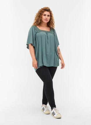 Short-sleeved viscose blouse with lace, Balsam Green, Model image number 2