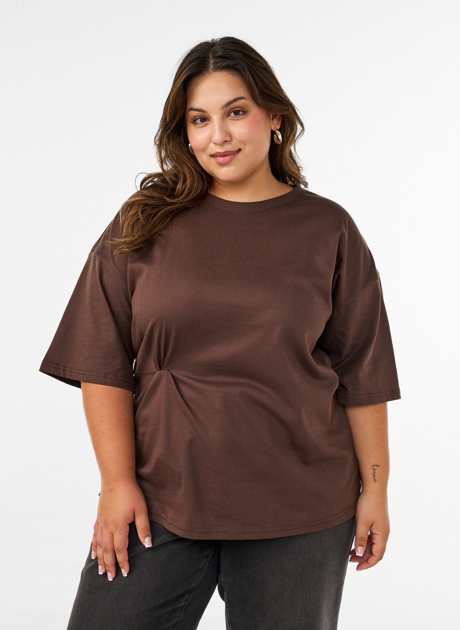 T-shirt with draped detail, Brown, Model