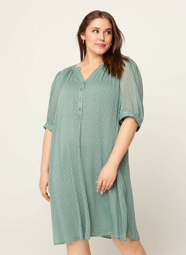 Short-sleeved dress with buttons, Chinois Green, Model image number 0