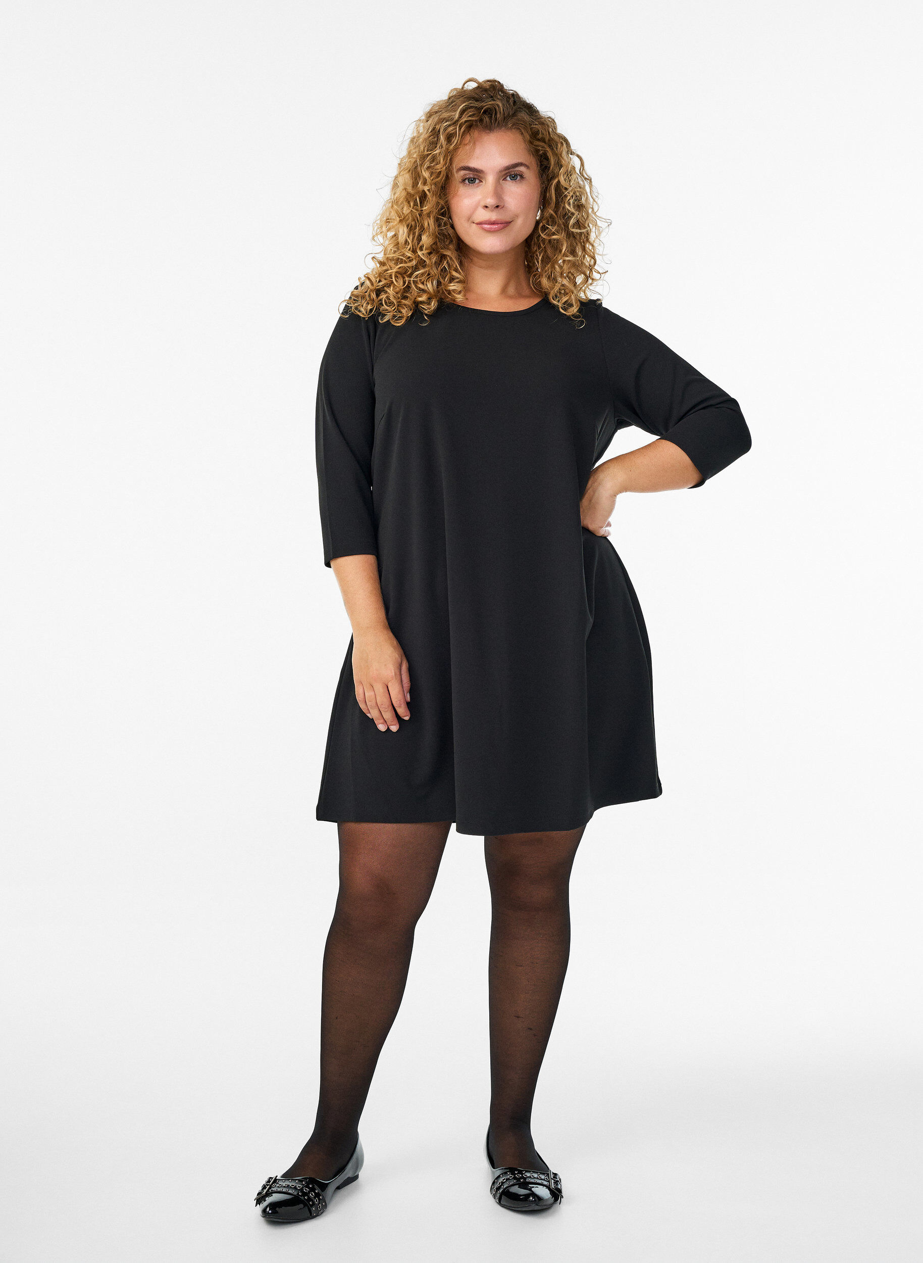 Zizzifashion FLASH - Short A-line dress with 3/4 sleeves, Black, Model image number 1