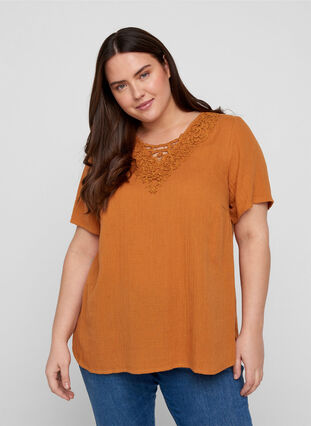 Short-sleeved blouse with a v-neck and embroidery, MUSTARD AS SAMPLE, Model image number 0