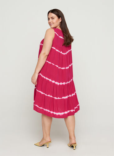 Printed midi dress in viscose, Vivacious batik, Model image number 0