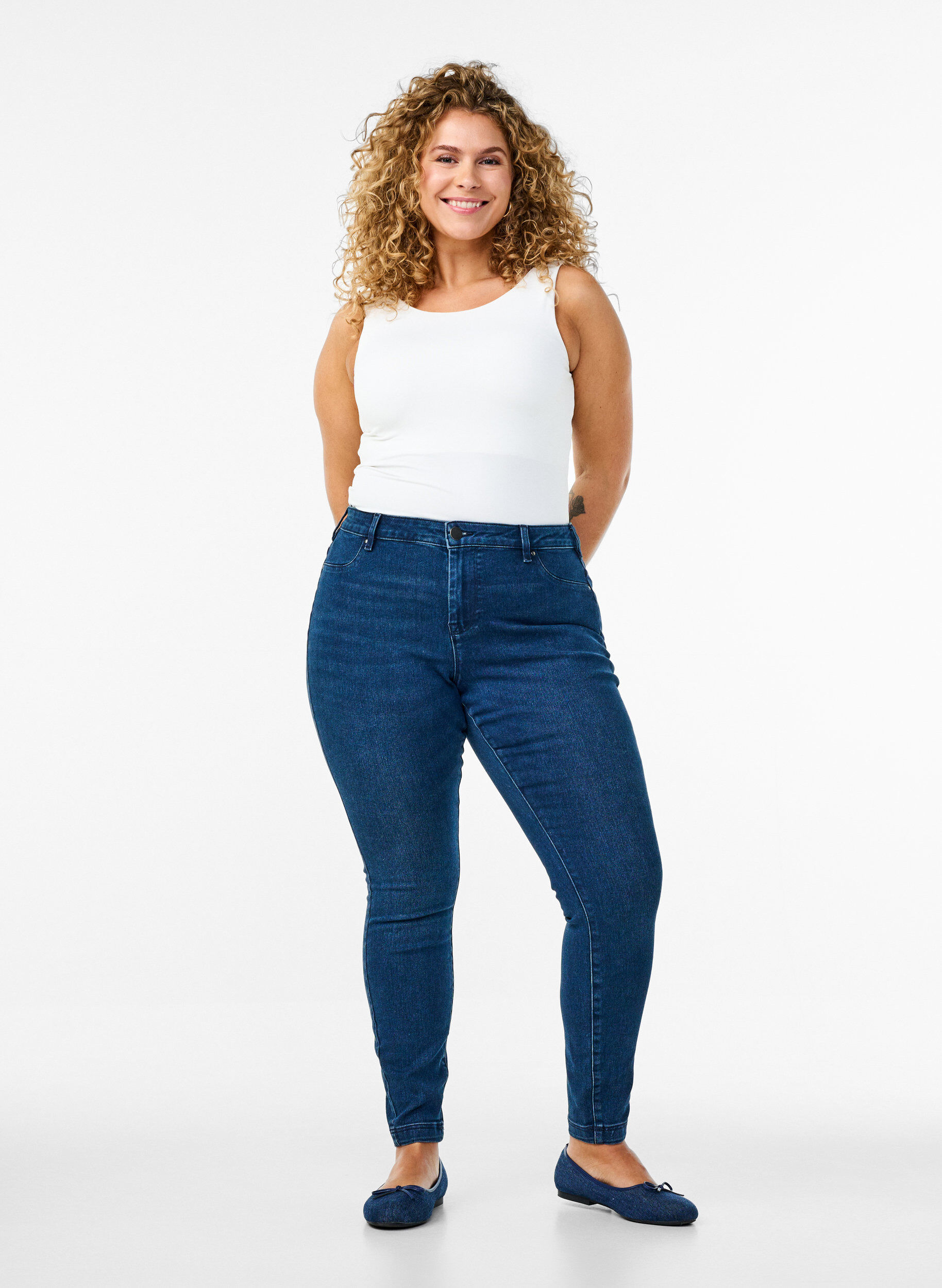 Cotton-blend jeggings, Blue, Model