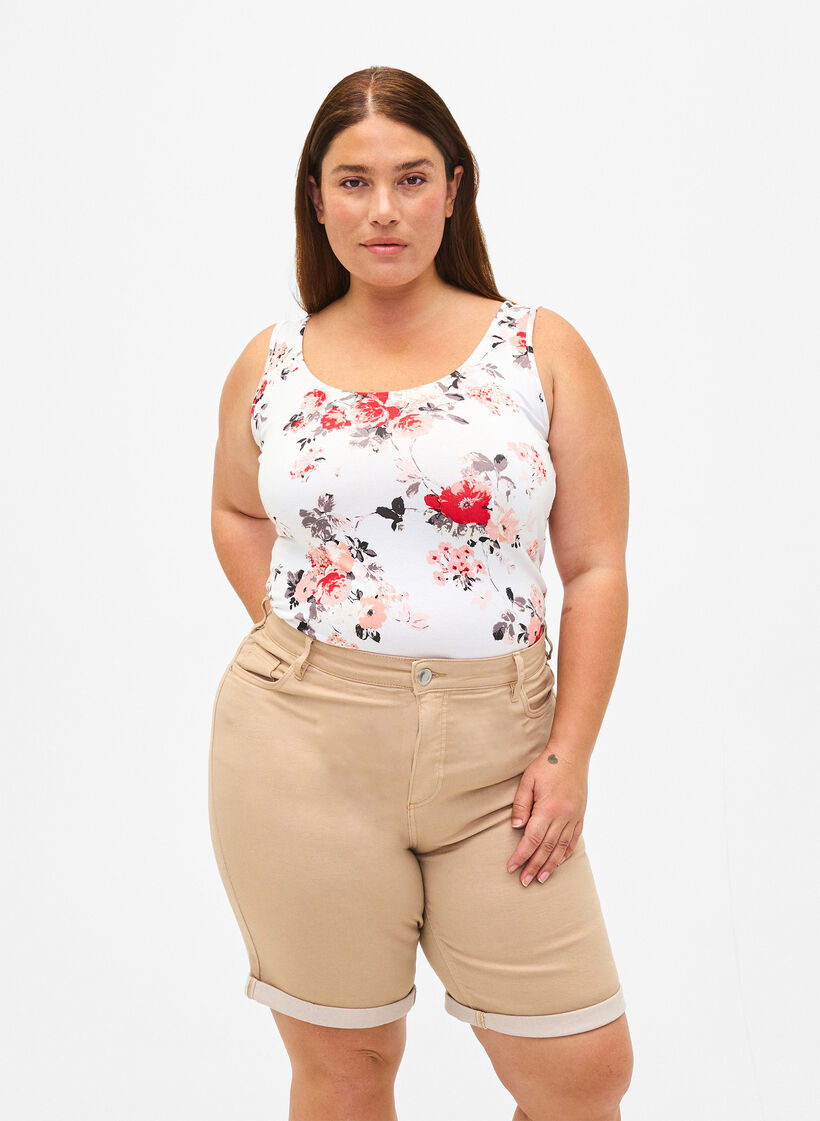 Tight fitting denim shorts with a high waist, Nomad, Model image number 0