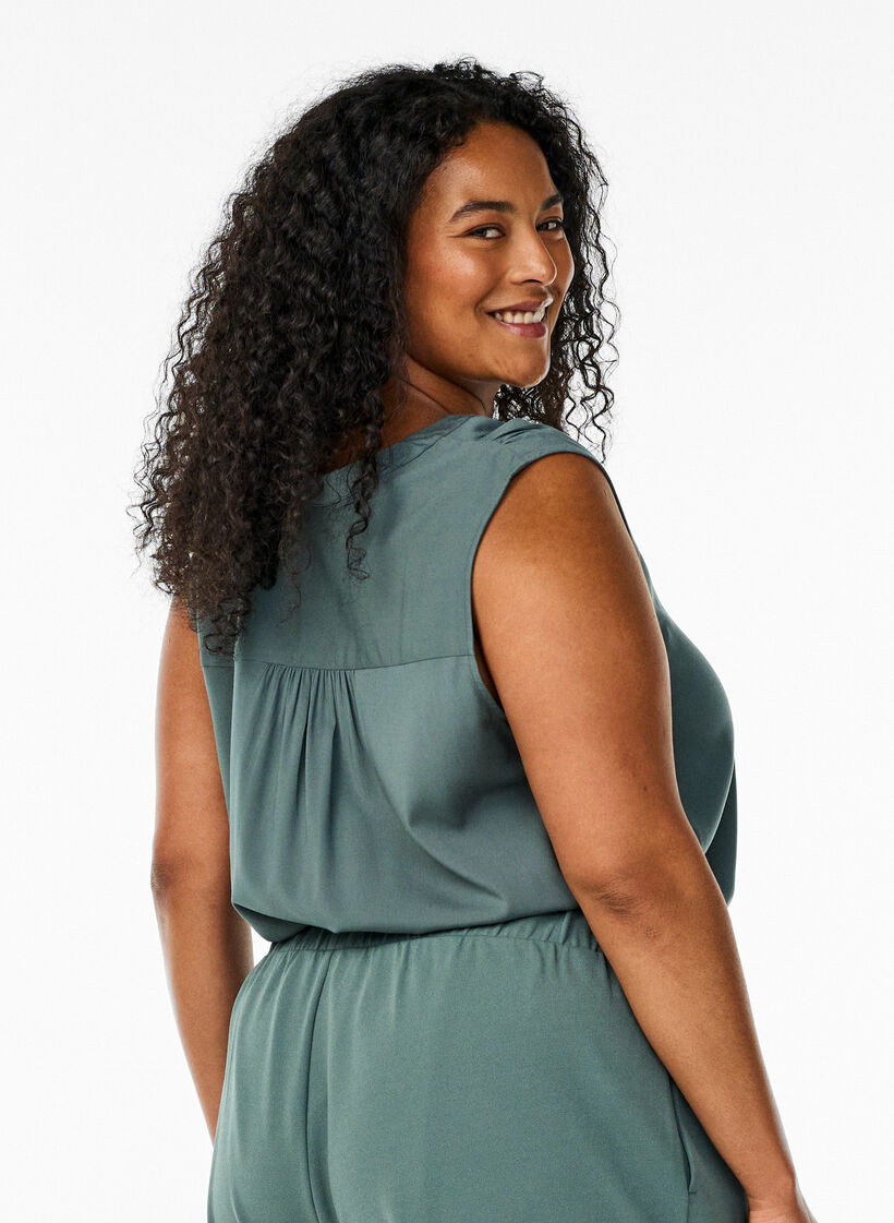 Sleeveless viscose blouse, Green, Model image number 2