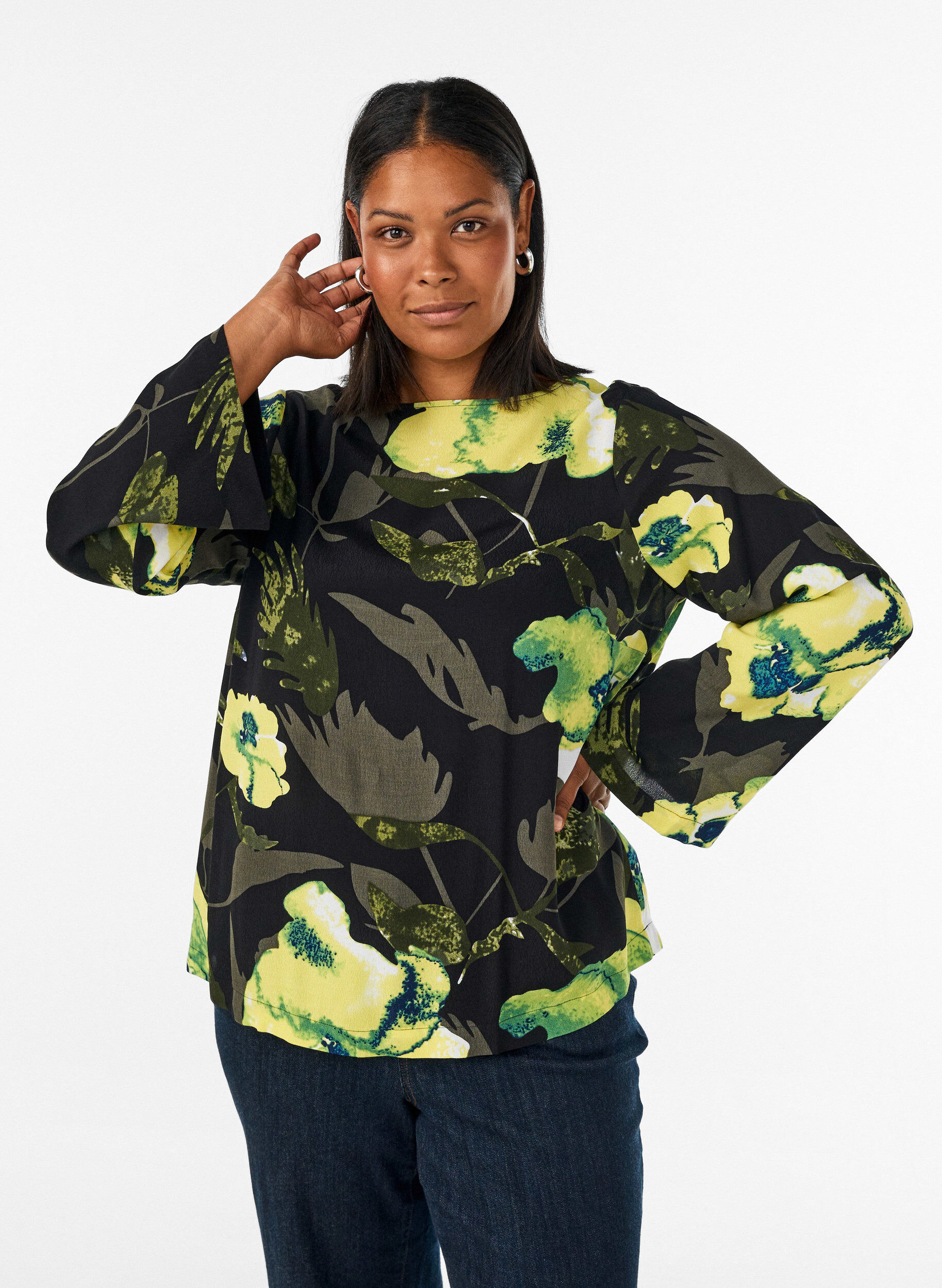ZizzifashionFloral blouse with a boat neck and wide sleeves, Black, Model image number 0