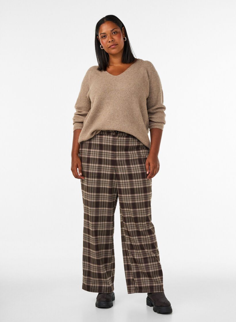 Checked trousers with wide legs, Brown, Model
