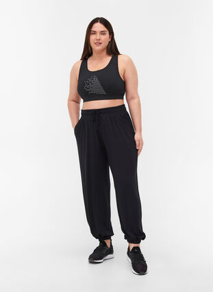 Loose exercise trousers with pockets in viscose, Black, Model image number 2