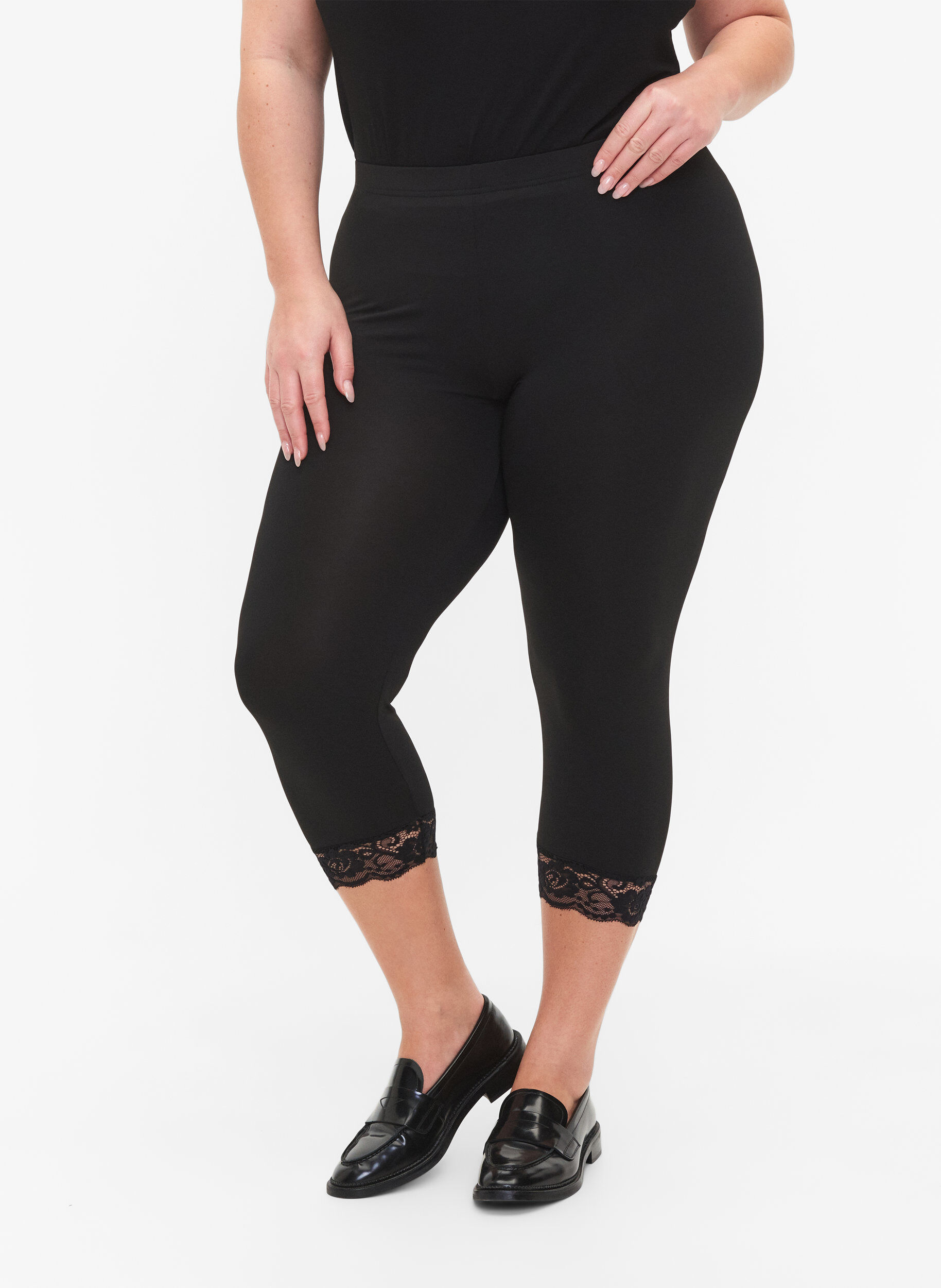 Zizzifashion 2-pair 3/4 leggings with lace trim, Black / Black, Model image number 2