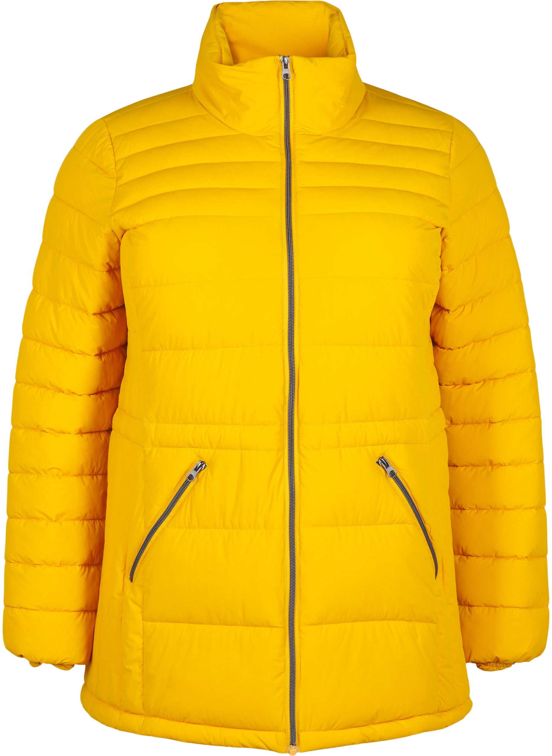 Short puffer jacket with pockets