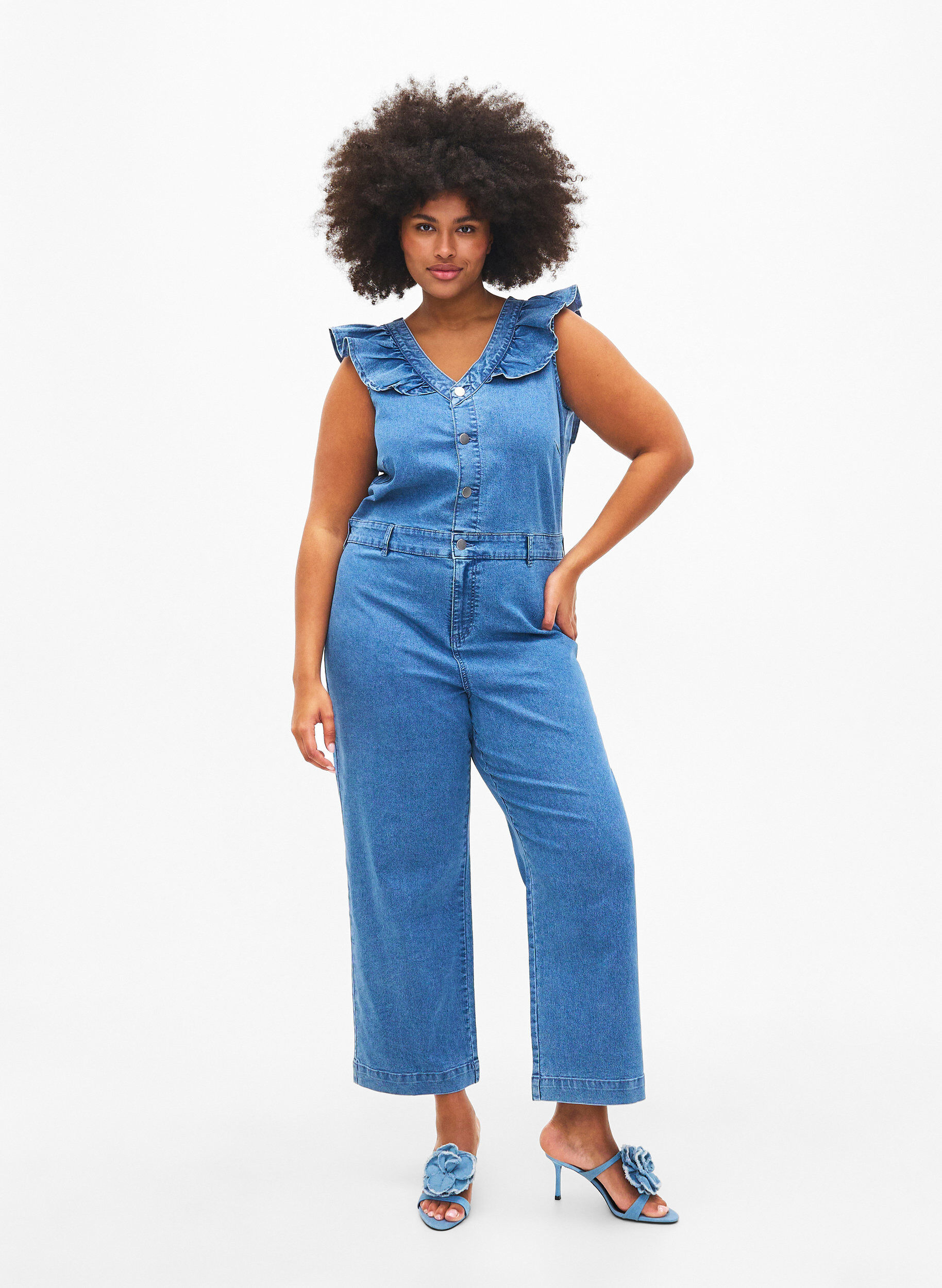 Zizzifashion Denim jumpsuit with ruffles, Light Blue Denim, Model image number 0