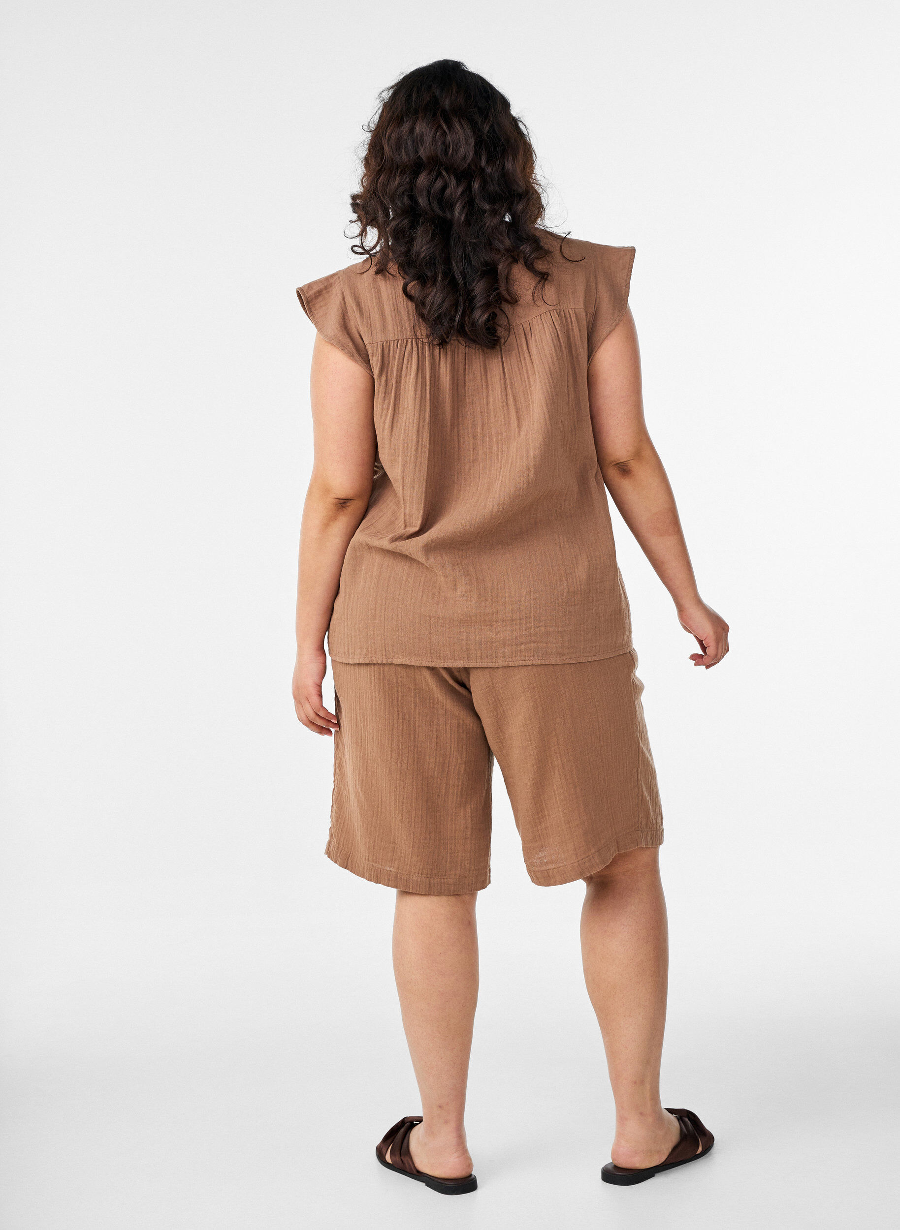 ZizzifashionLoose cotton muslin shorts with a high waist, Brown, Model image number 2