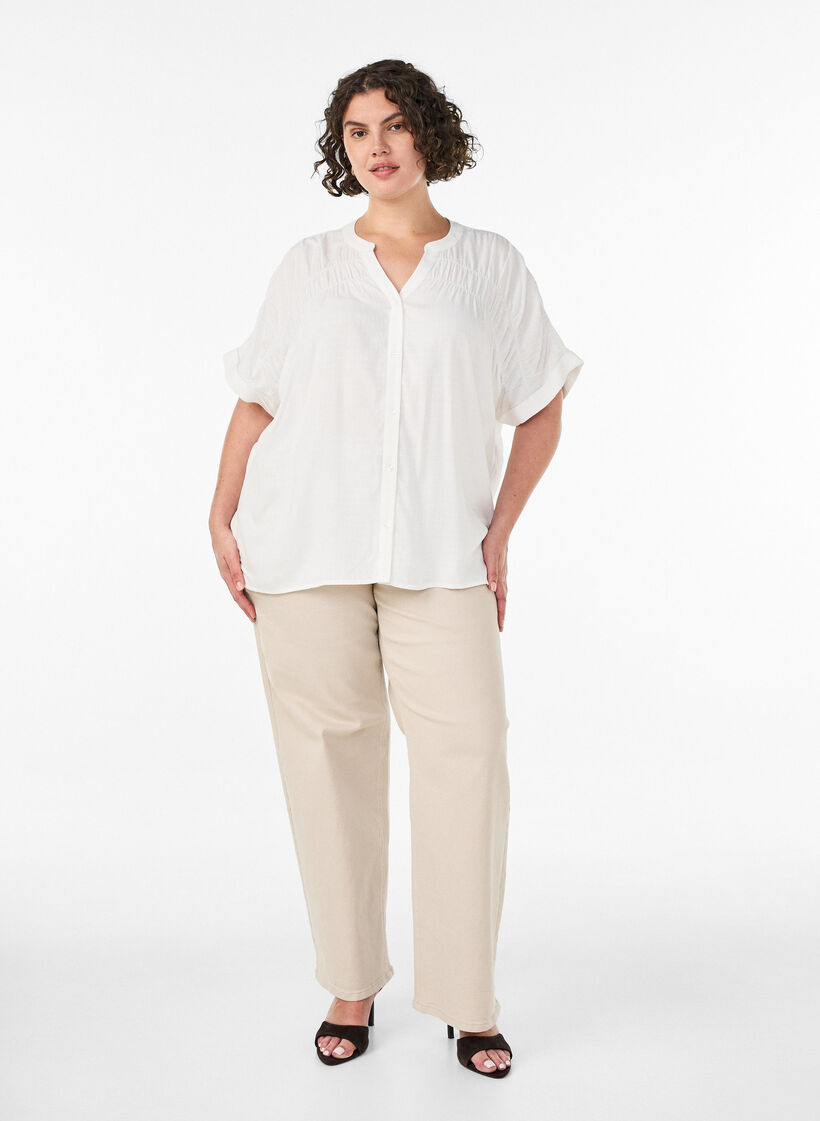 Viscose shirt with short sleeves and ruched detail, Vanilla, Model image number 1