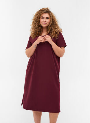 Short-sleeved dress in cotton with slit, Port Royal, Model image number 0
