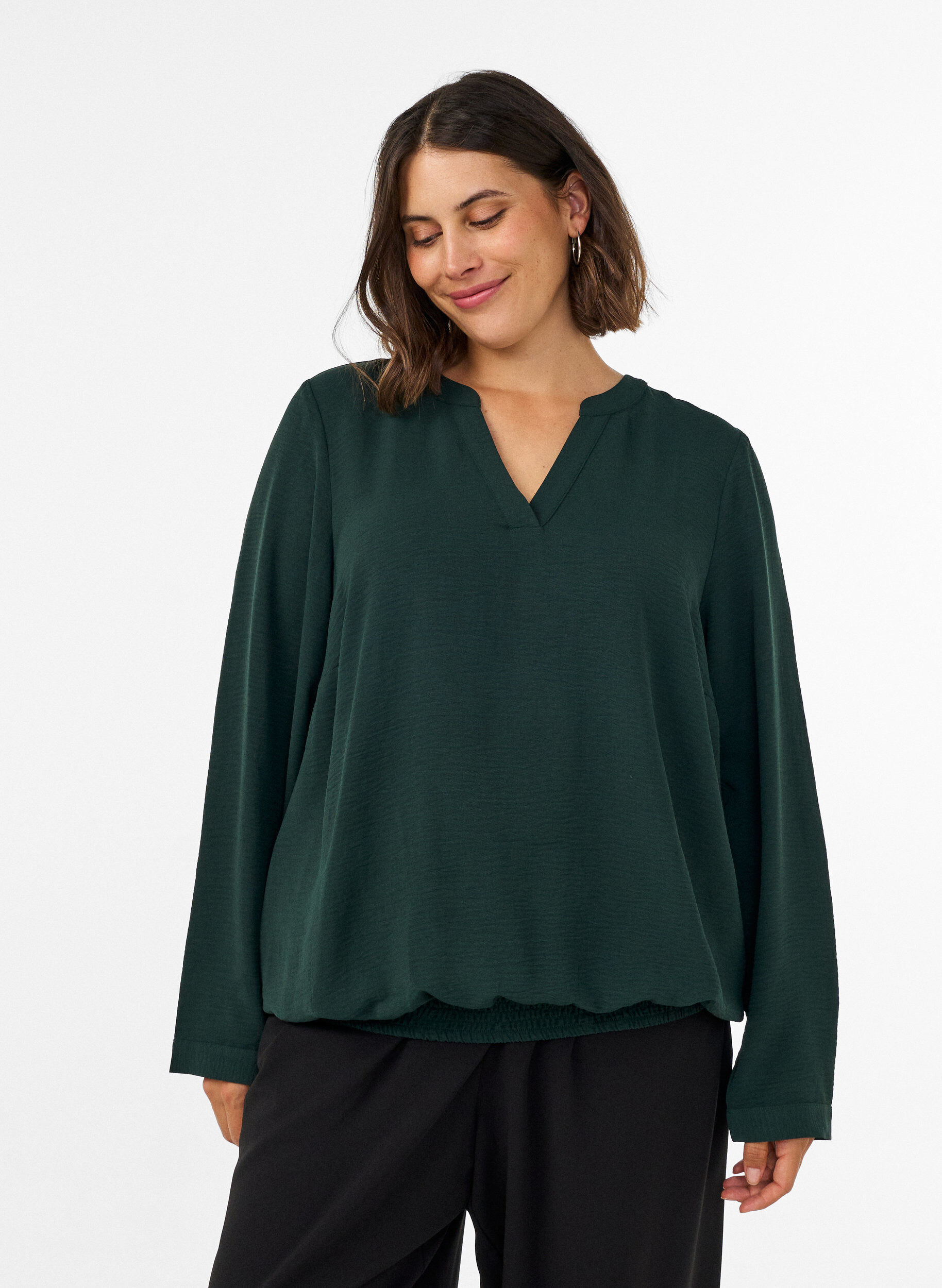 ZizzifashionBalloon silhouette blouse with V-neck, Green, Model image number 0