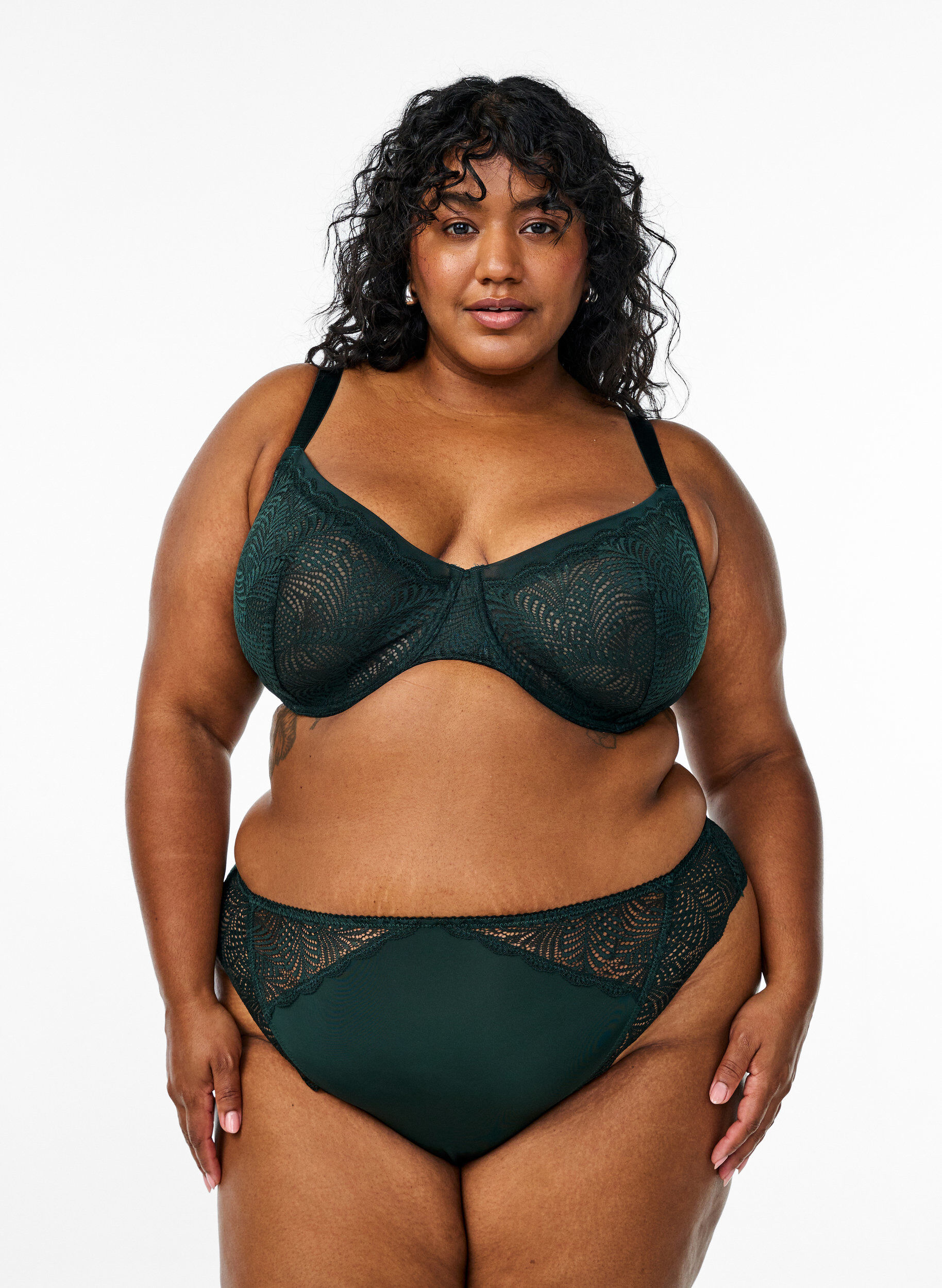 Microfibre thong with lace details, Green, Model