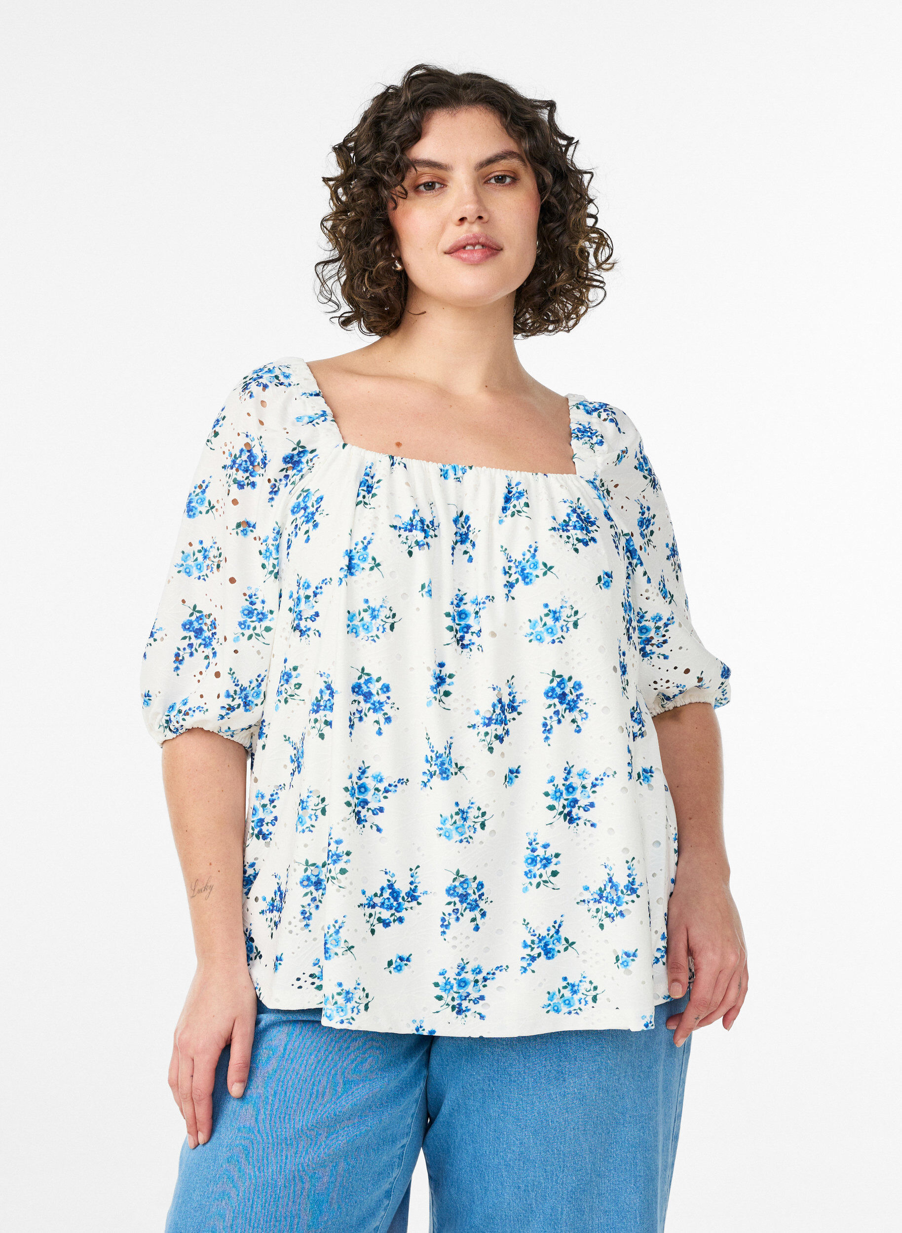 Zizzifashion Floral blouse with a square neckline and eyelet embroidery, White, Model image number 0