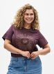 Cotton T-shirt with front print, Dark Bordeaux, Model image number 0