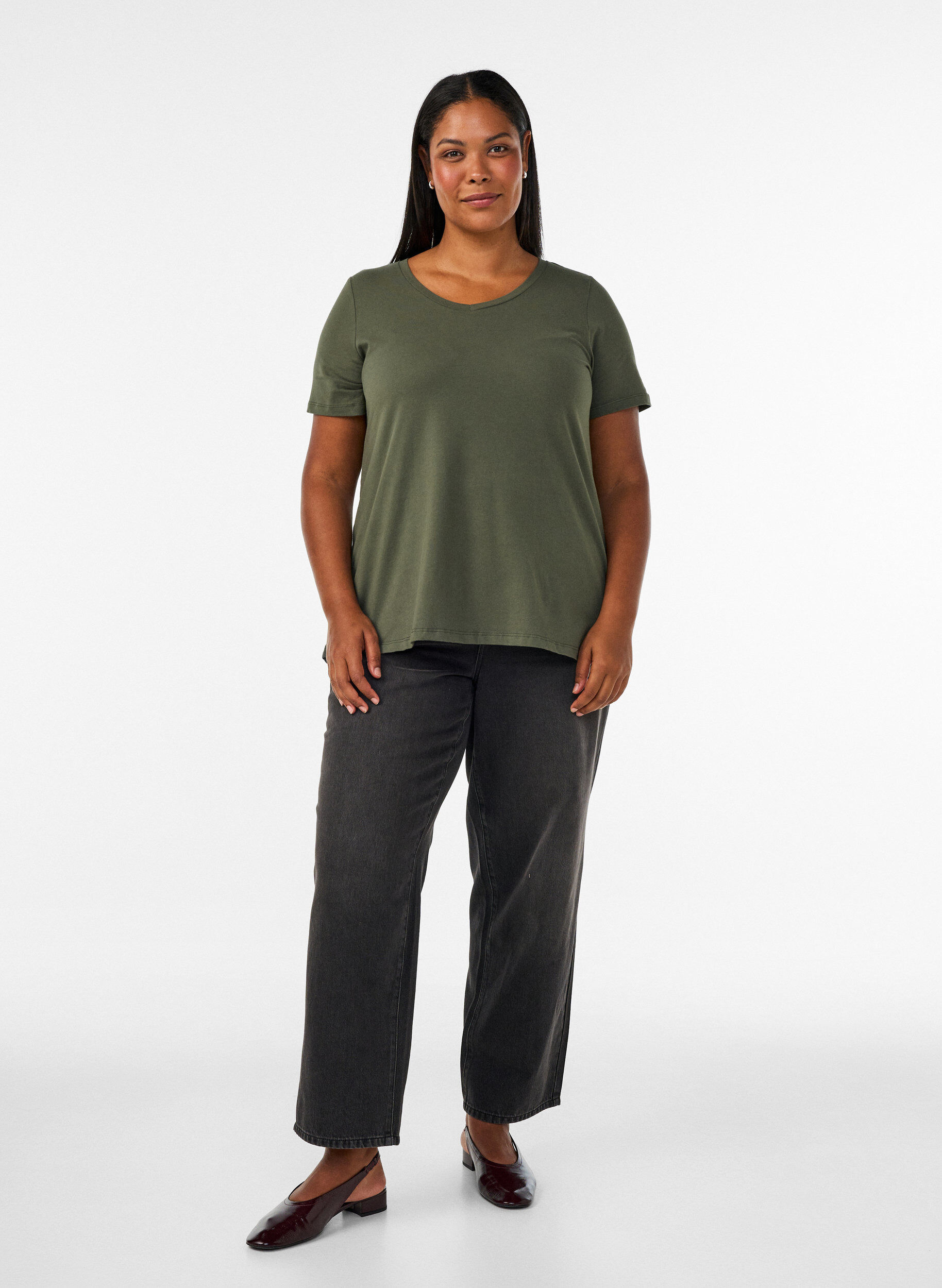 ZizzifashionSolid-coloured basic cotton T-shirt, Green, Model image number 1