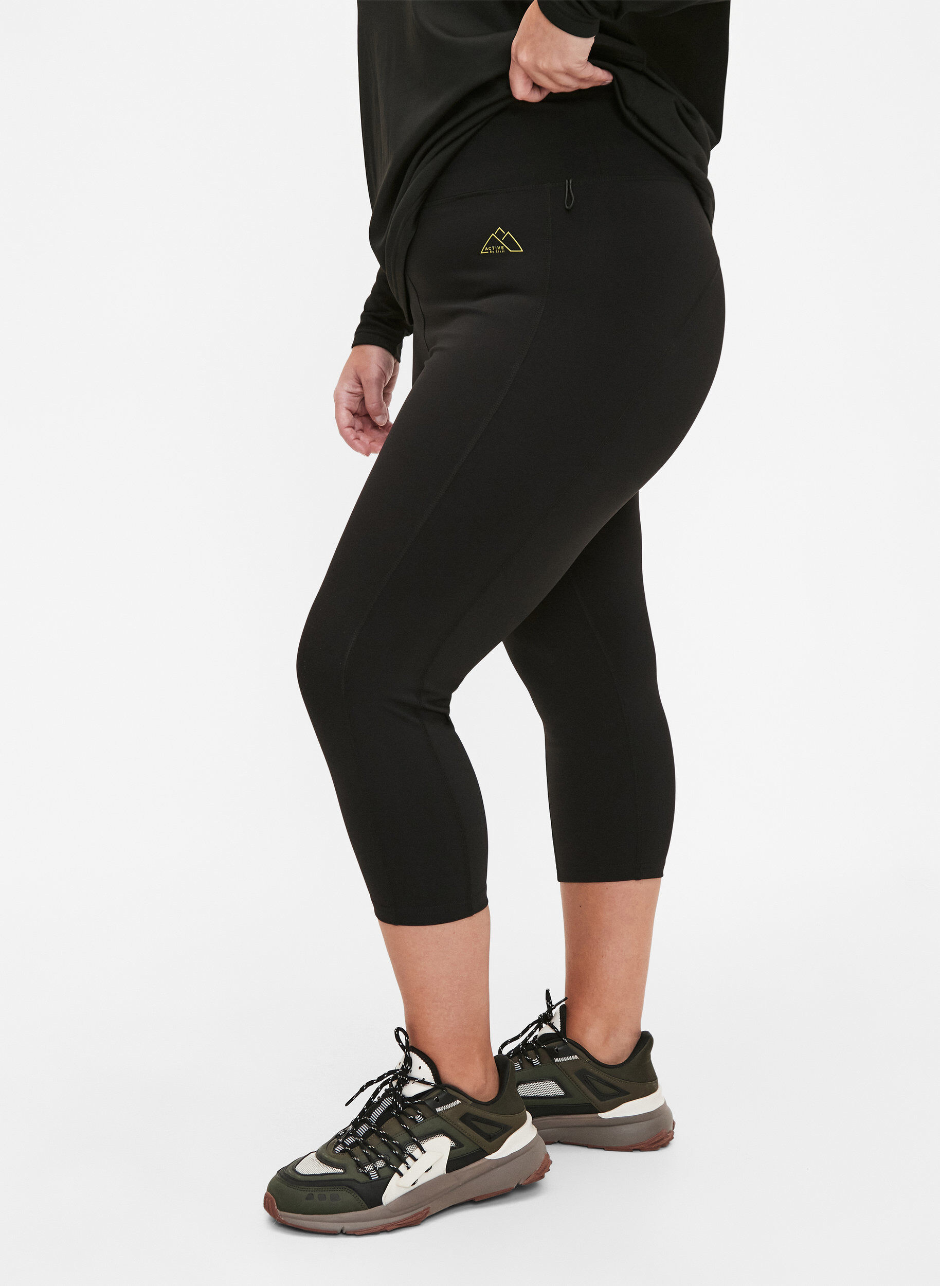Zizzifashion 3/4 training leggings with pockets, Black, Model image number 0