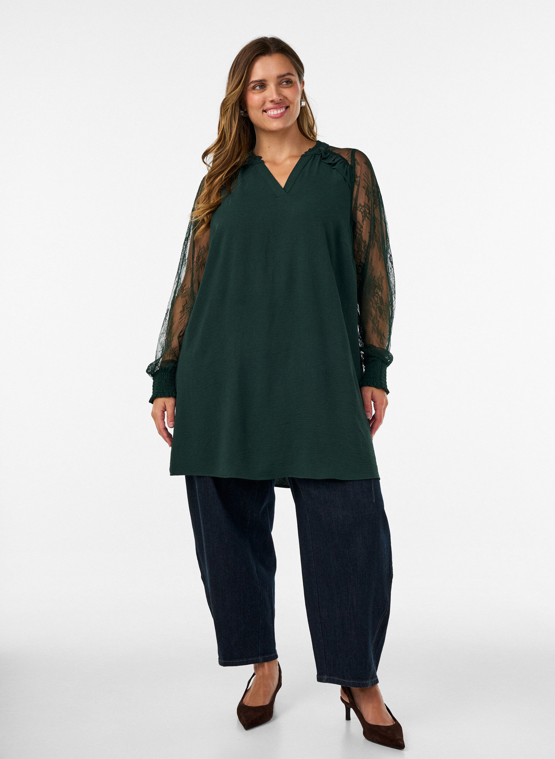 ZizzifashionTunic with sheer lace sleeves, Green, Model image number 1