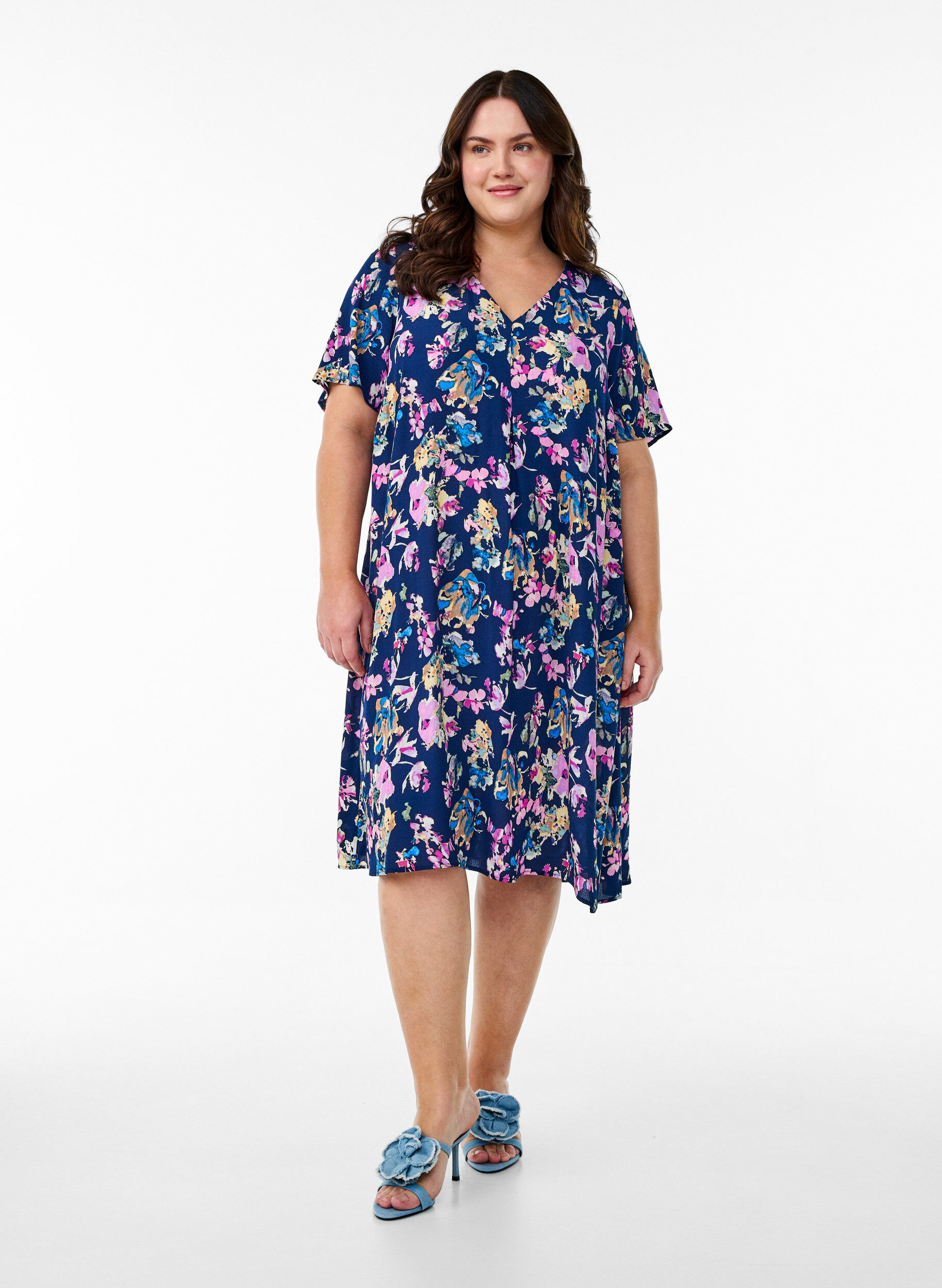Viscose A-line dress, Blue, Model