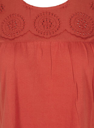 Short-sleeved blouse with broderie anglaise, Burnt Henna, Packshot image number 2