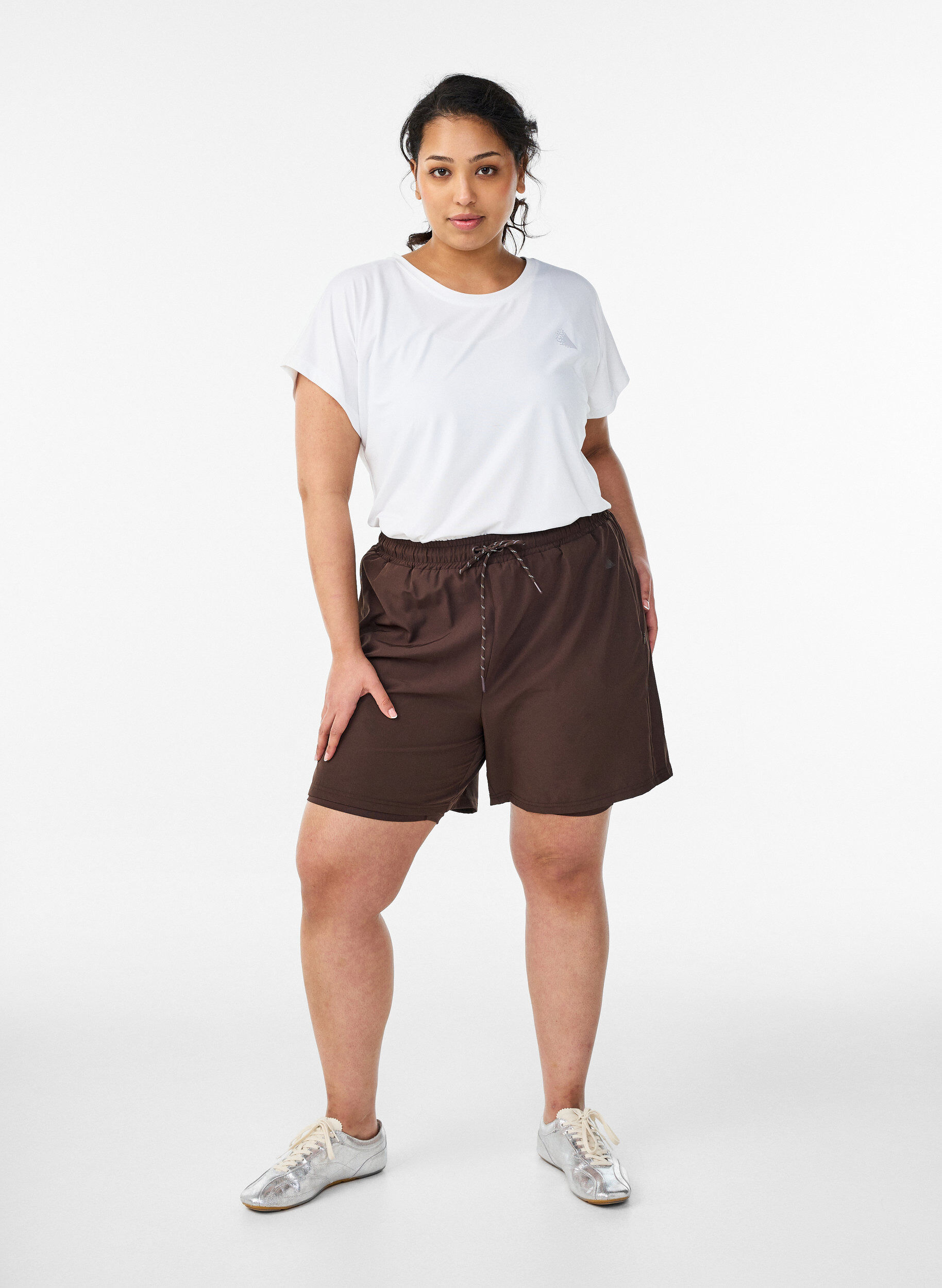 Zizzifashion Training shorts with inner shorts and a phone pocket, Brown, Model image number 1