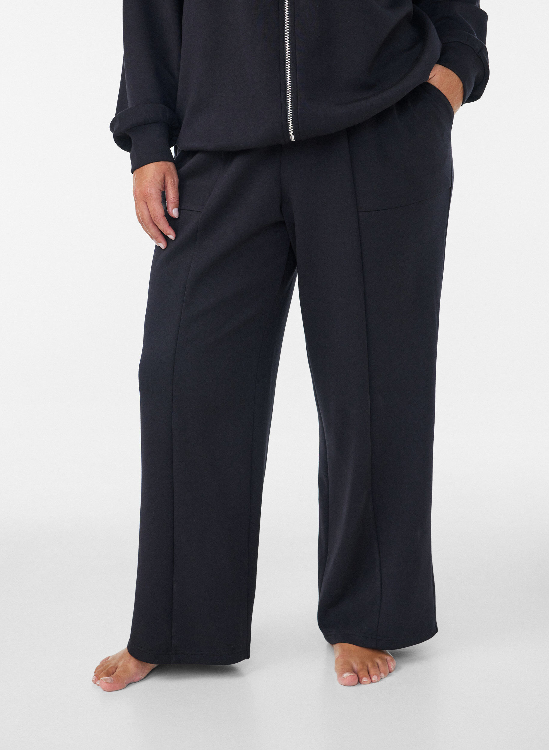 ZizzifashionLoose jersey trousers with high waist and pockets, Black, Model image number 2