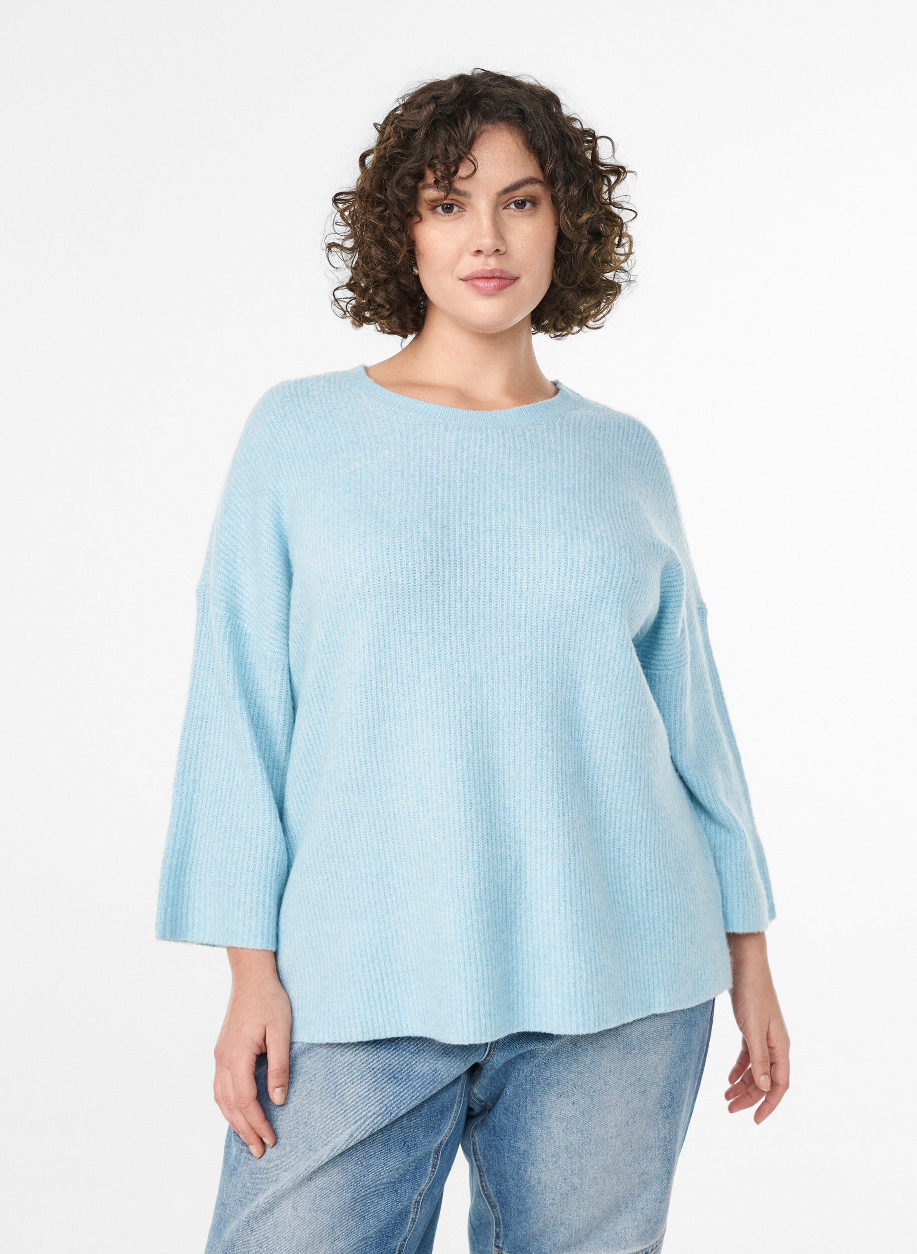 Loose knit with 3/4-sleeves, Light Blue, Model