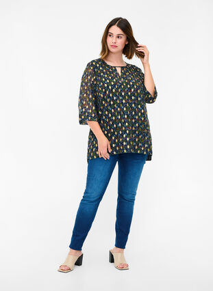 Printed blouse with 3/4 sleeves, Flower AOP, Model image number 2