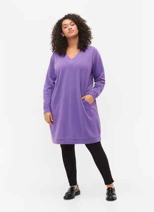 Sweatshirt dress with v-neckline, Deep Lavender, Model image number 2