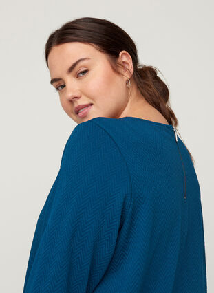 Textured blouse with 3/4 length sleeves, Majolica Blue, Model image number 2