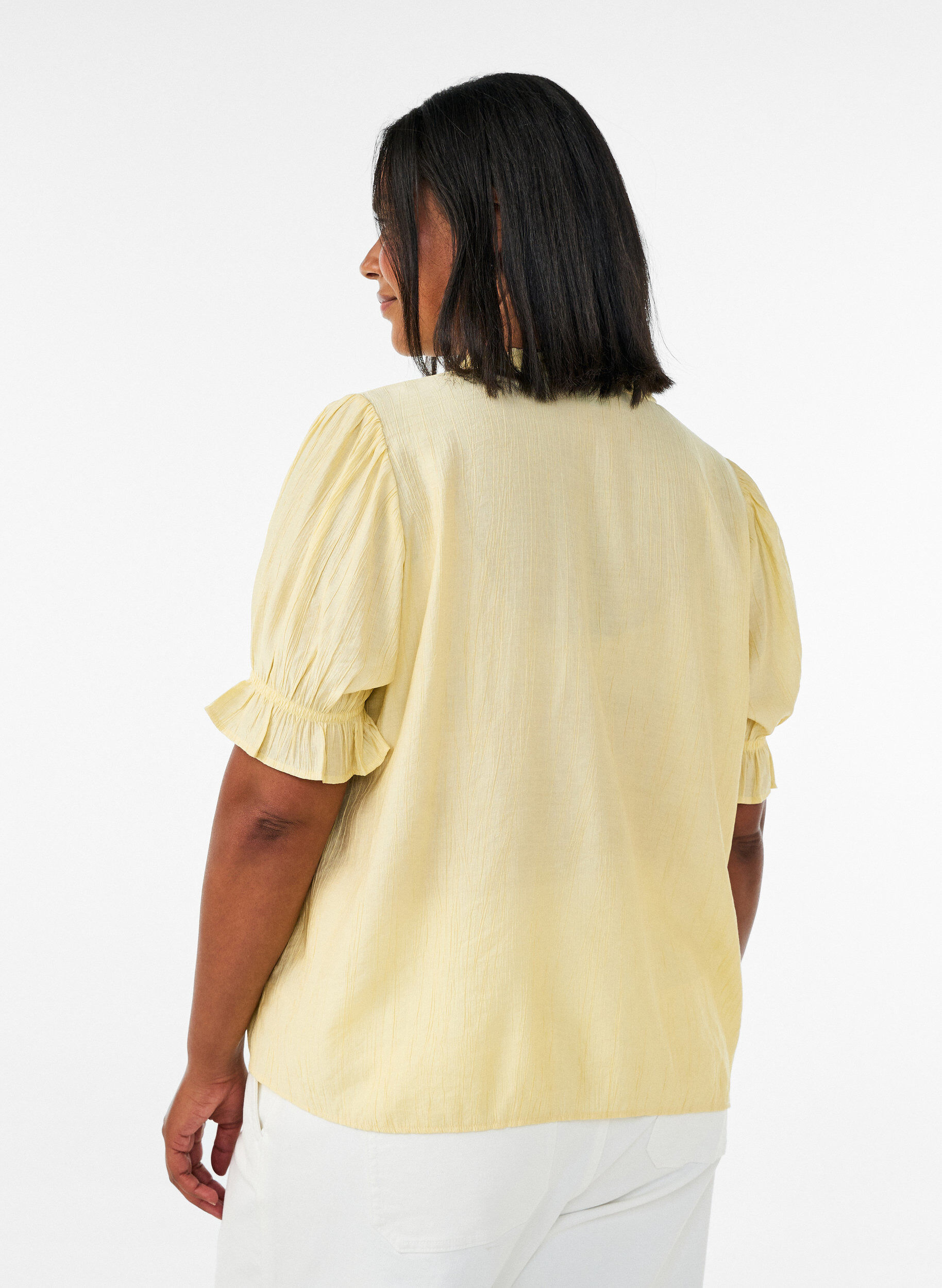 ZizzifashionShort-sleeved blouse in a viscose blend with texture and ruffle sleeves, Yellow, Model image number 2