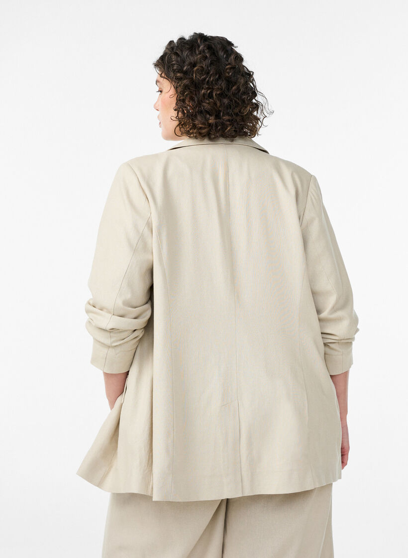 Blazer in linen and viscose with lapels and pockets, Beige, Model image number 2