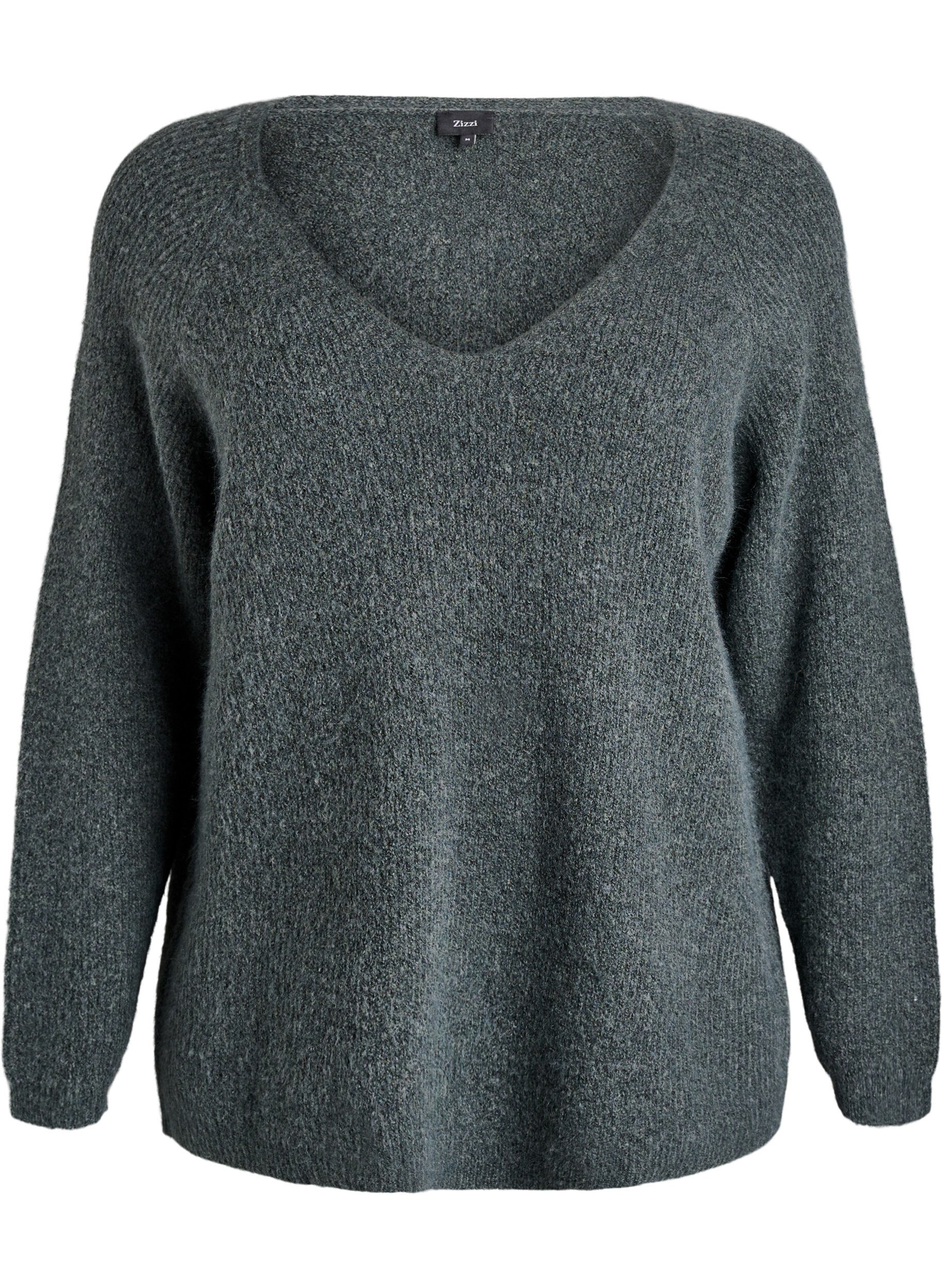 Knitted blouse with V-neck and raglan sleeves