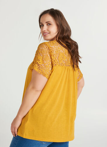 T-shirt with lace, Mineral Yellow, Model image number 1