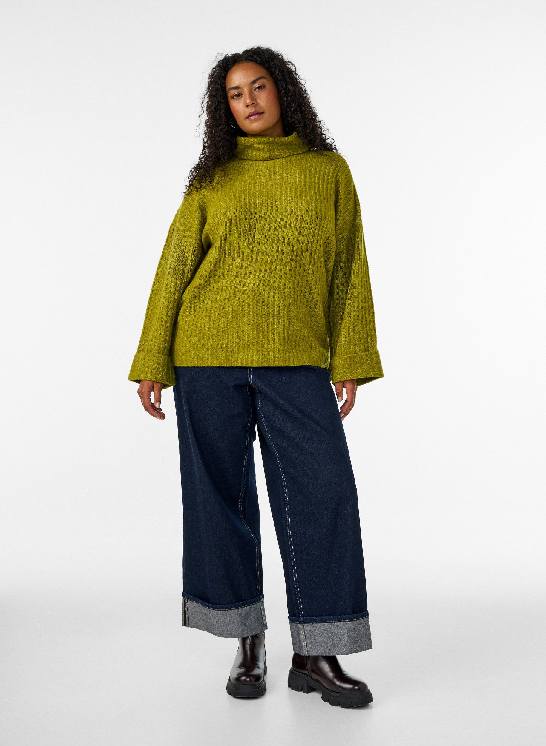ZizzifashionKnitted top with turtleneck, Green, Model image number 1