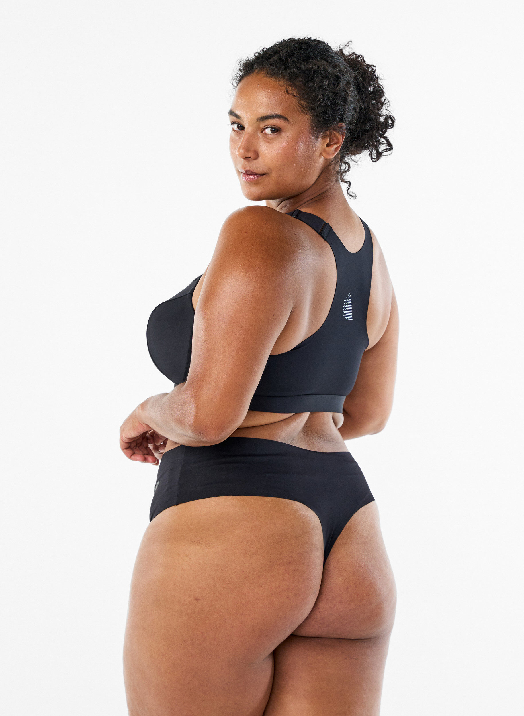 Zizzifashion 2-pack invisible G-string training panties, Black, Model image number 1