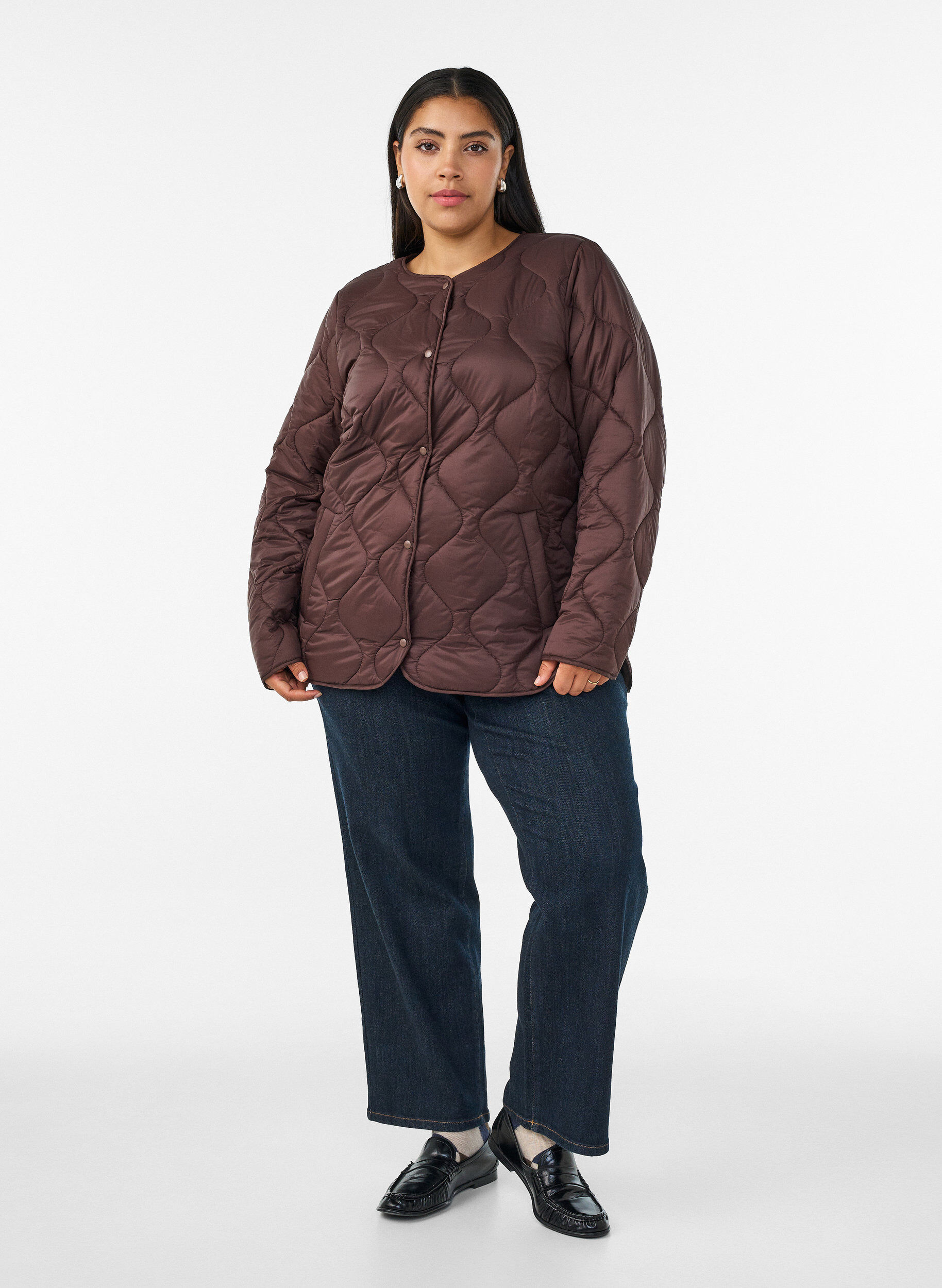 ZizzifashionQuilted jacket with press studs and a round neck, Brown, Model image number 1