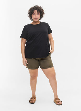 2-pack Short-sleeved T-shirt in Cotton, Black, Model image number 2