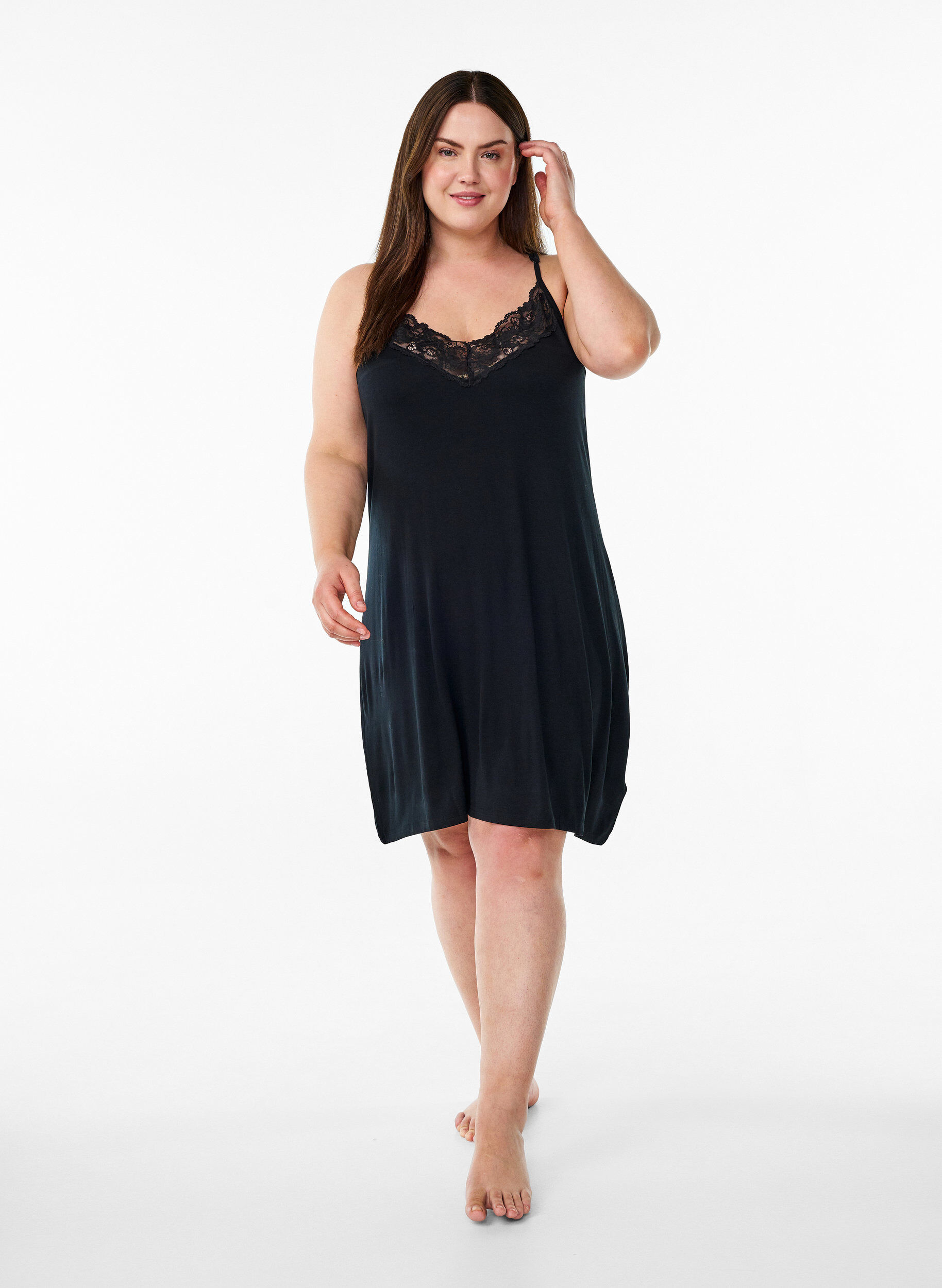 Zizzifashion Sleeveless viscose nightgown with lace details, Black, Model image number 1