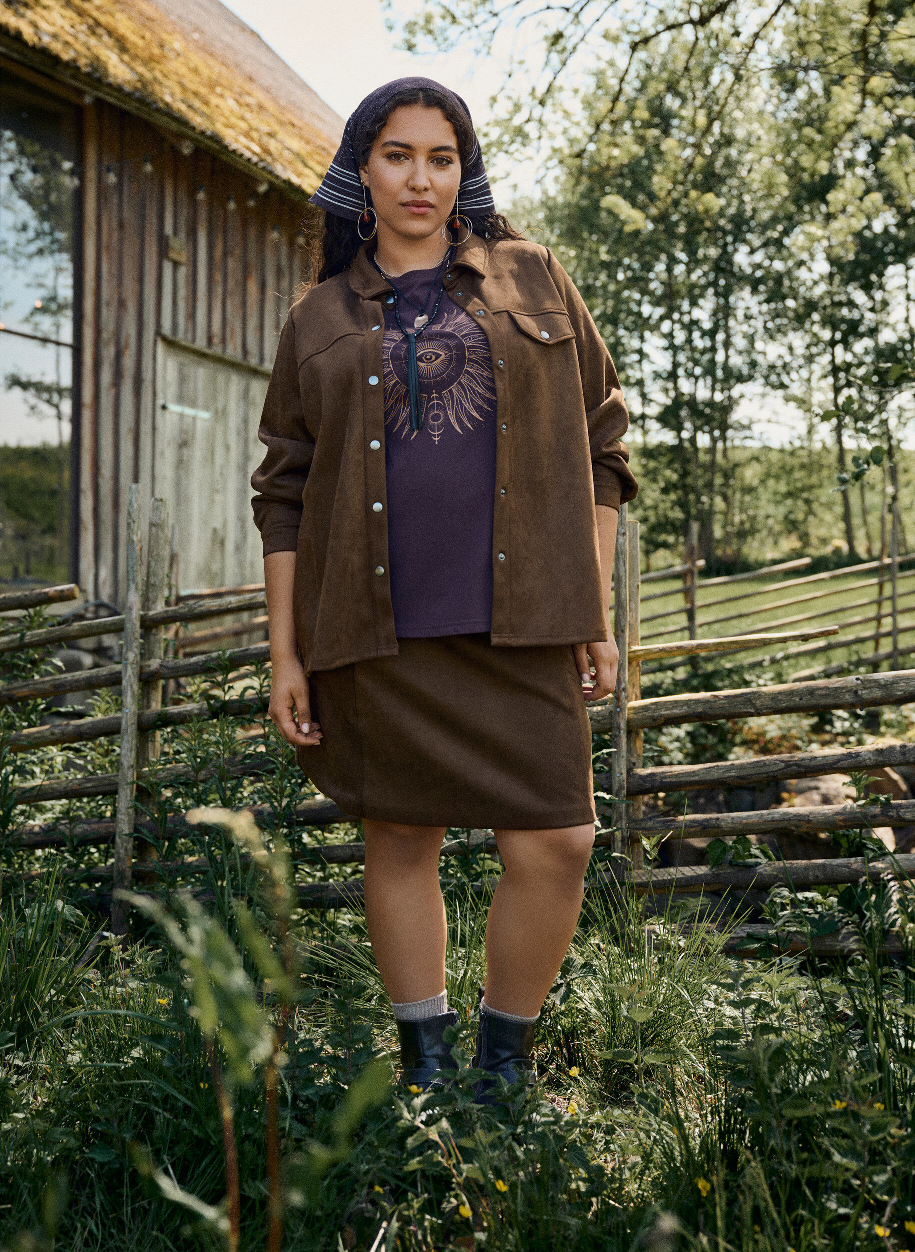 Zizzifashion Short faux suede A-line skirt, Brown, Image image number 0