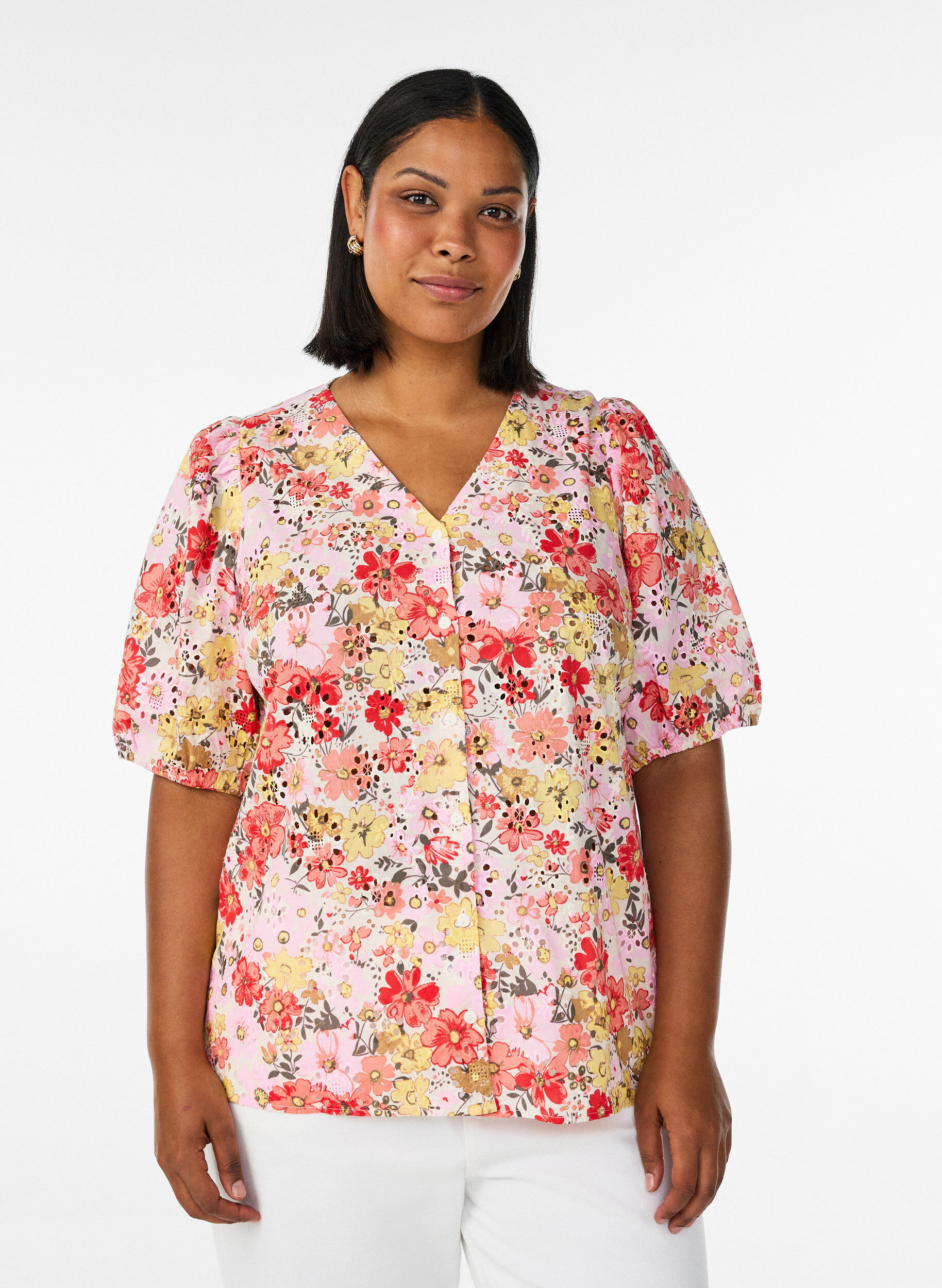 Zizzifashion Floral blouse with eyelet embroidery and V-neck, Rose, Model image number 0