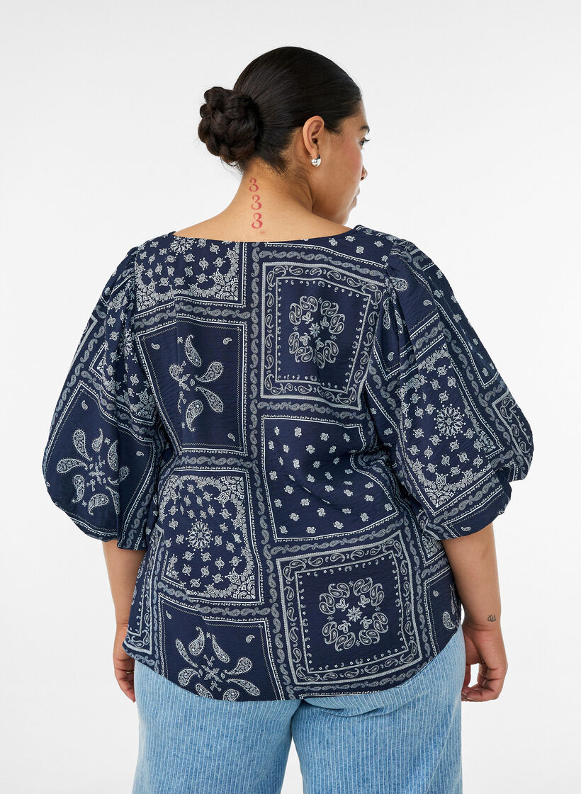 Viscose blouse with paisley print and balloon sleeves, Blue, Model image number 2